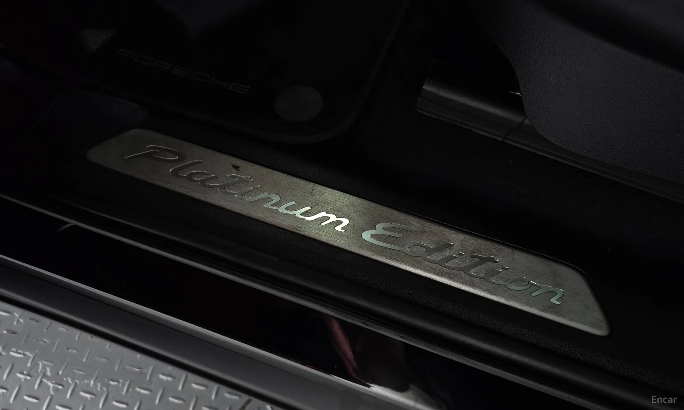 Porsche Cayenne (PO536) превью 16