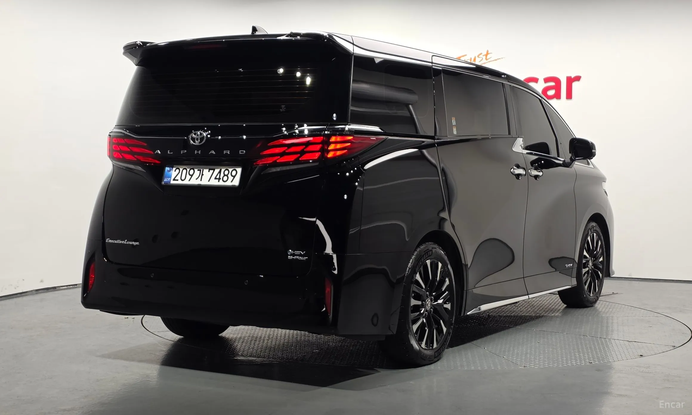 Toyota Alphard 4th Generation превью 2