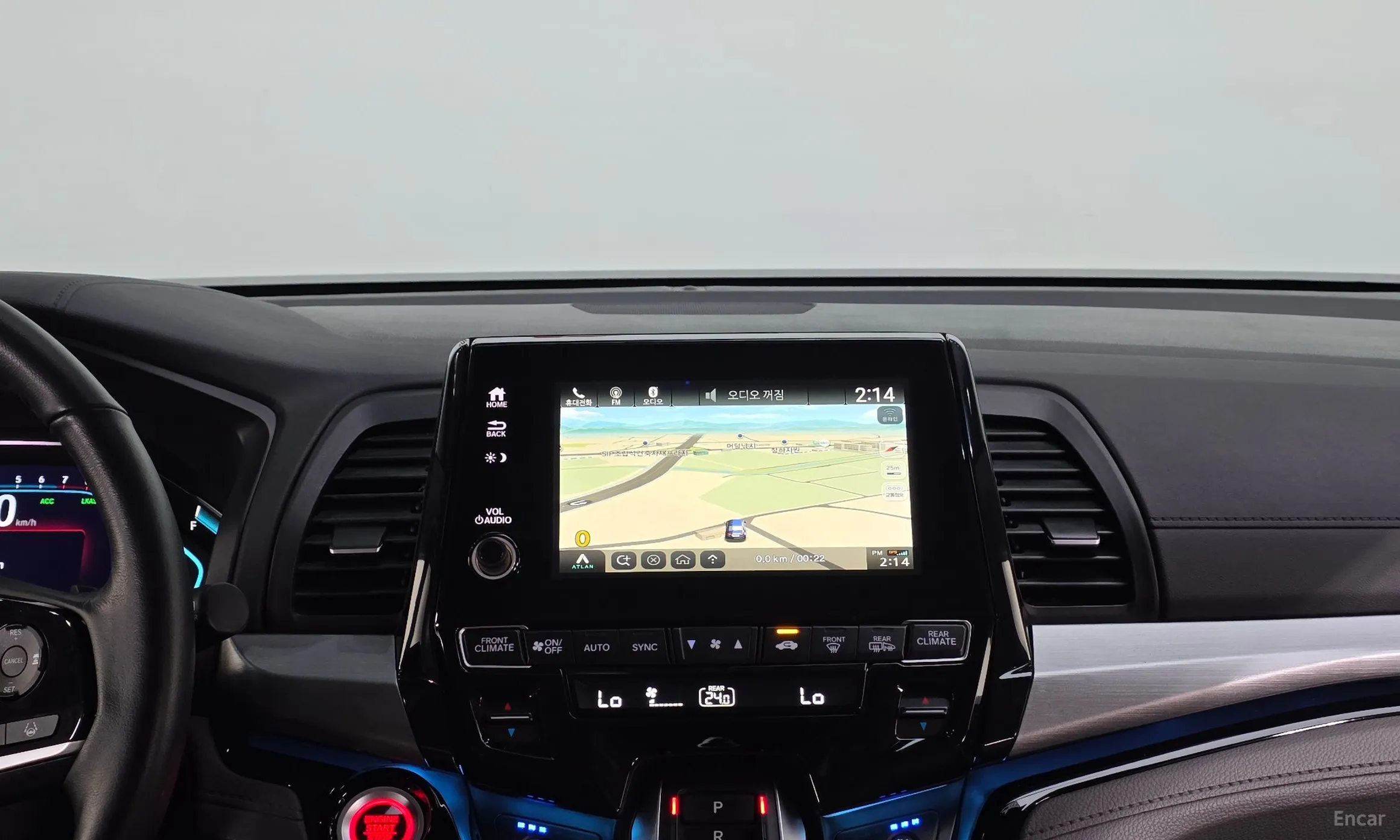 Honda Odyssey превью 19