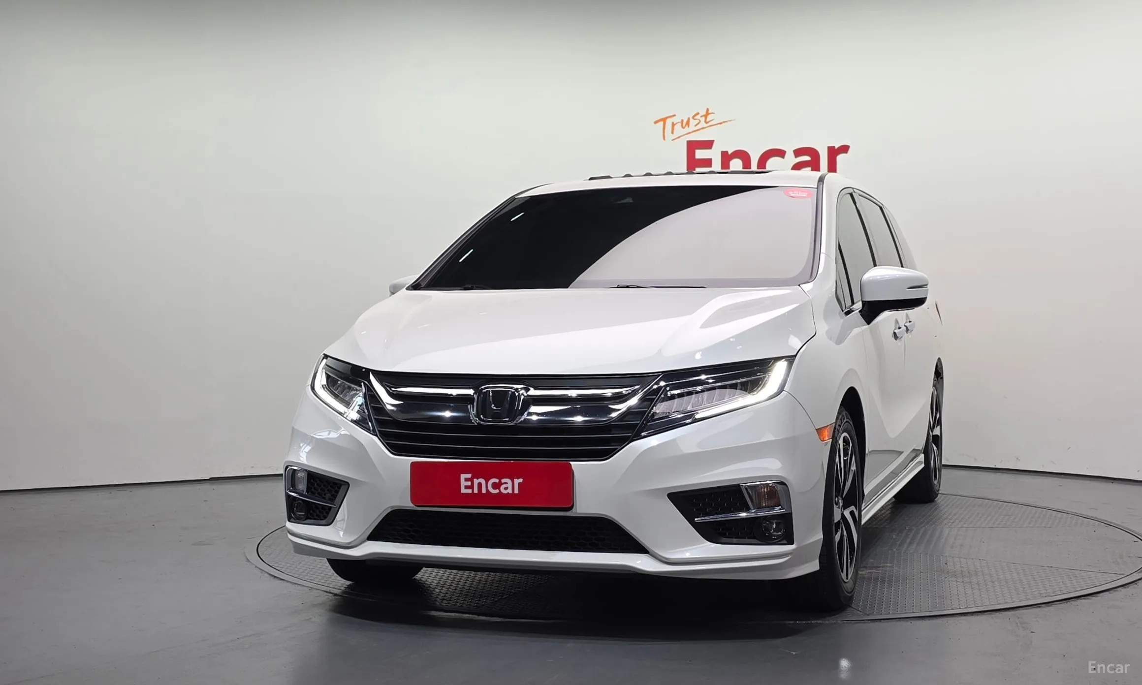 Honda Odyssey превью 3