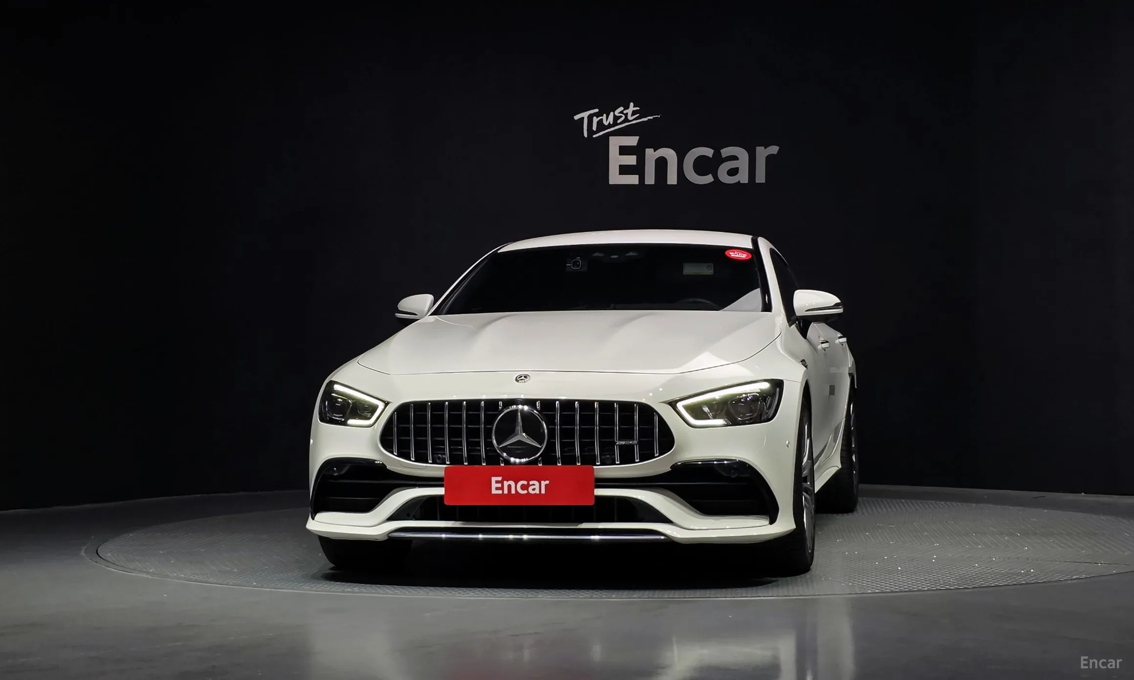 Mercedes Benz AMG GT превью 3