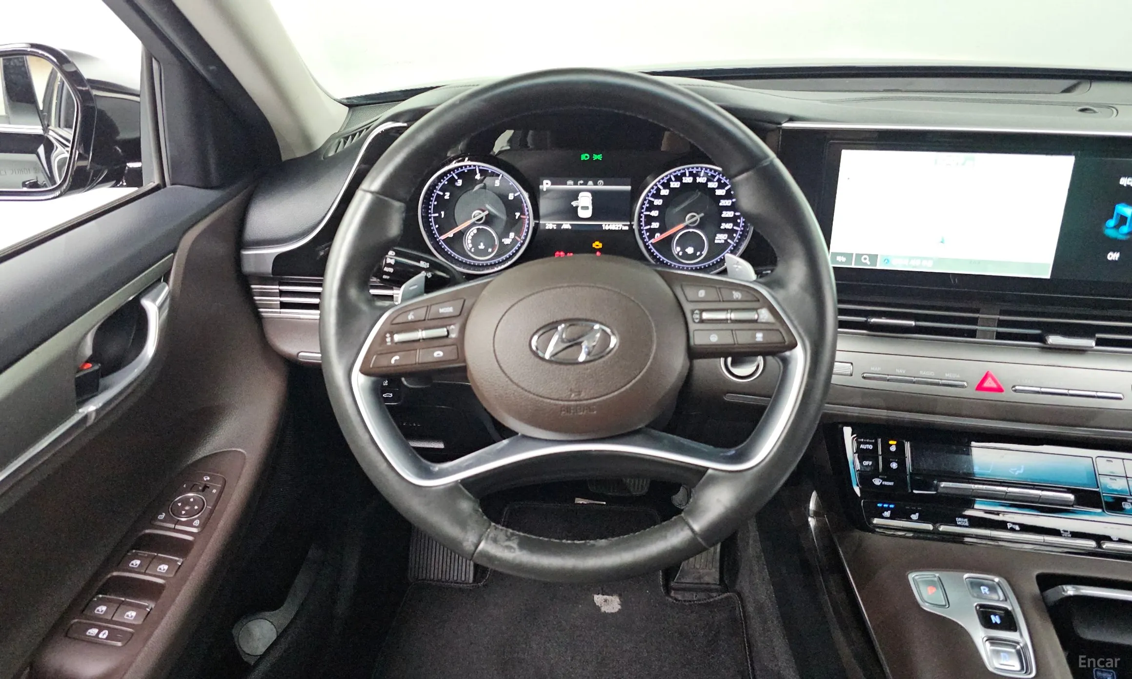 Hyundai Grandeur IG превью 13