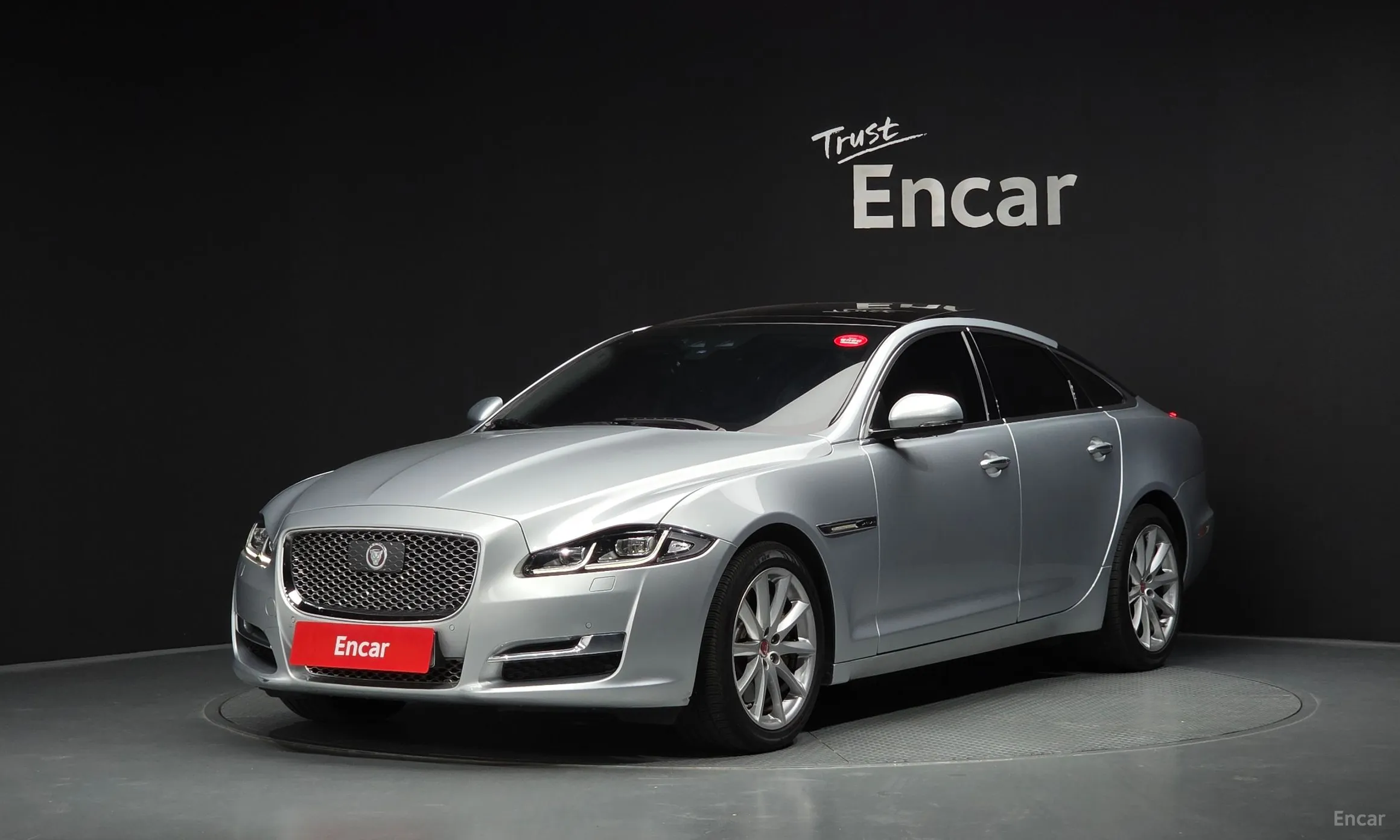 Jaguar All New XJ