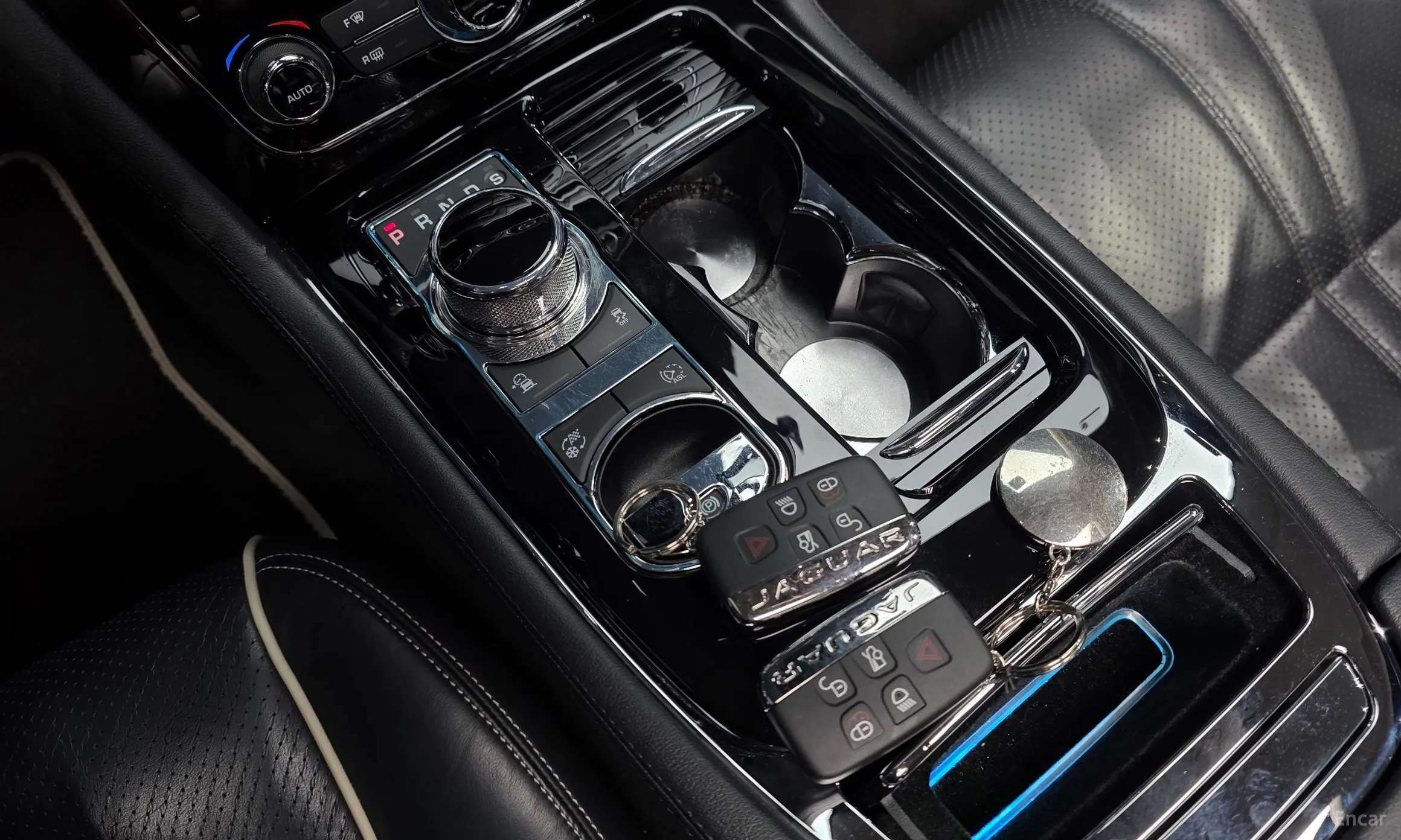 Jaguar All New XJ превью 9