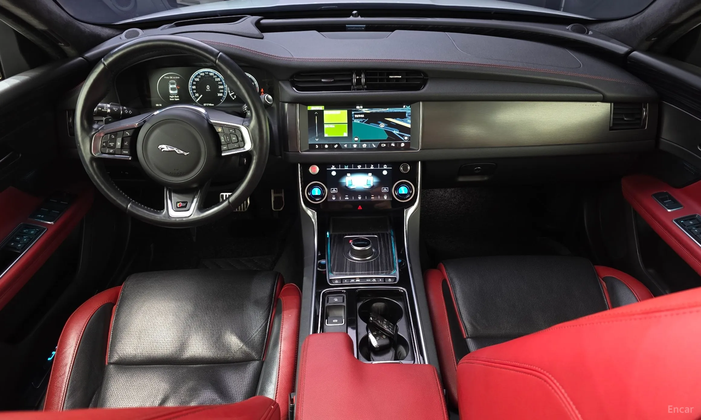 Jaguar XF (x260) превью 7