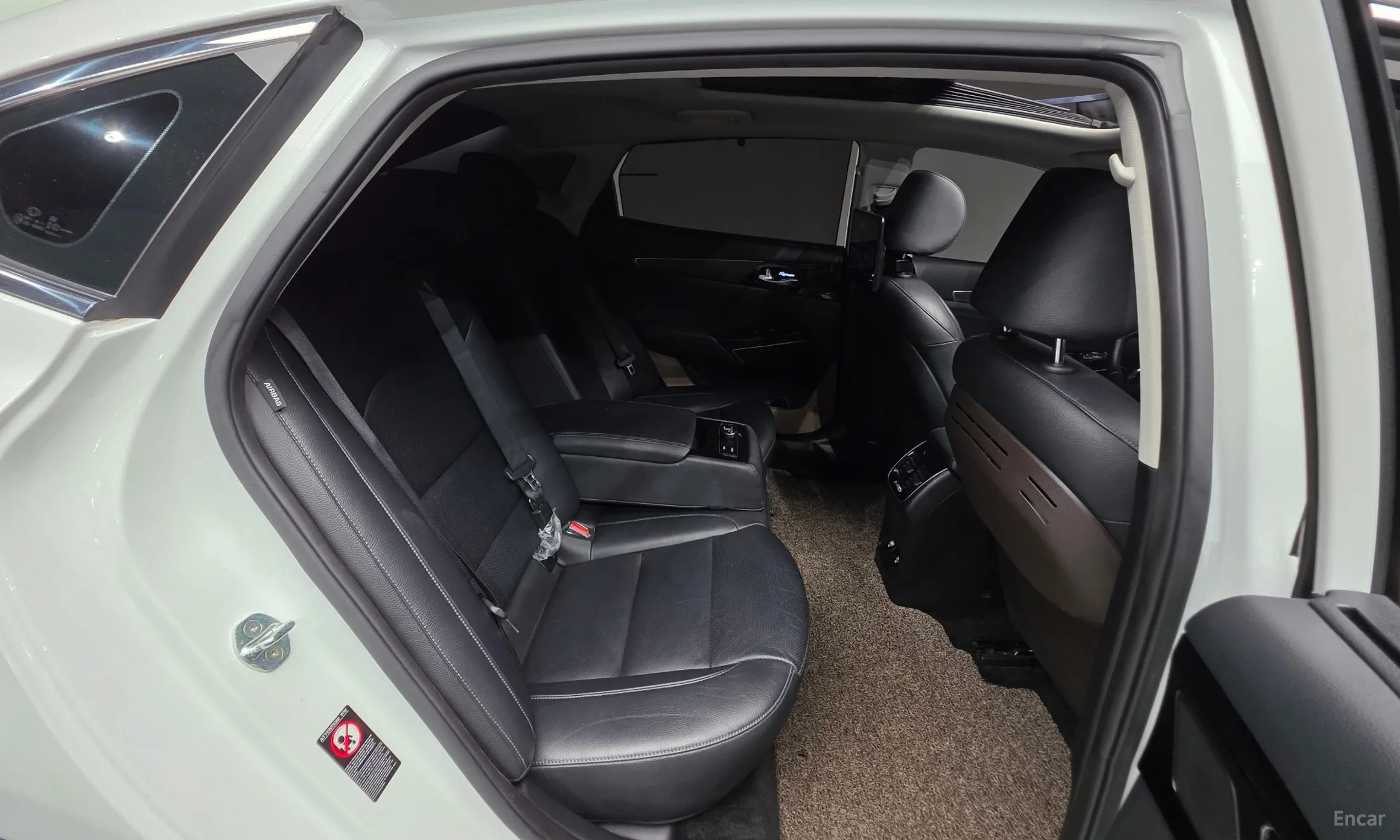 Kia K7 Premier превью 17