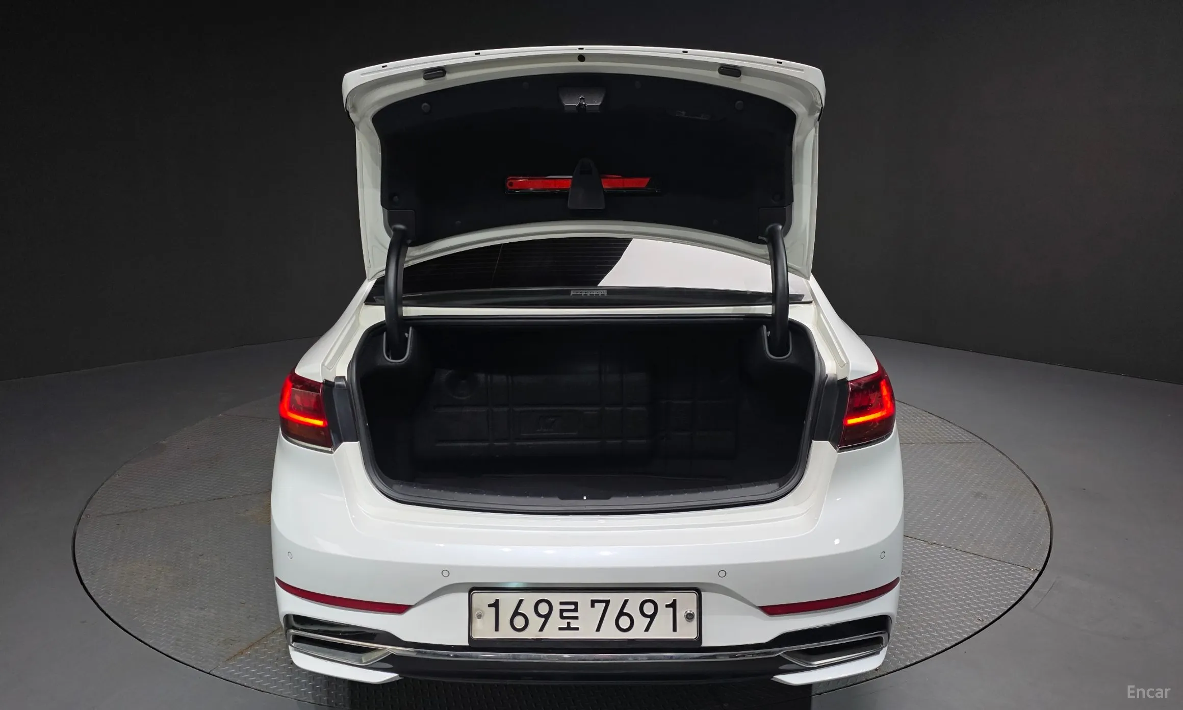 Kia K7 Premier превью 18