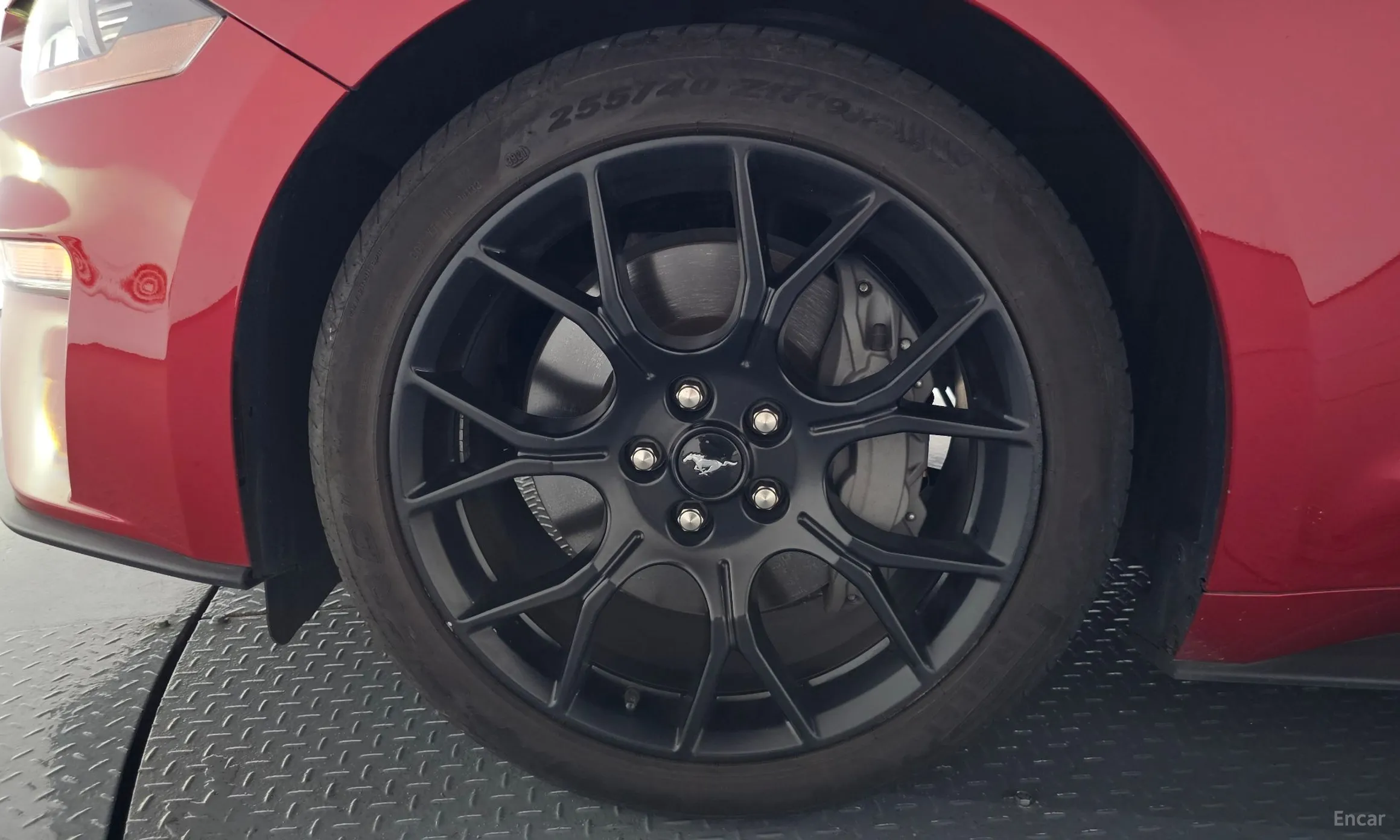 Ford Mustang превью 5