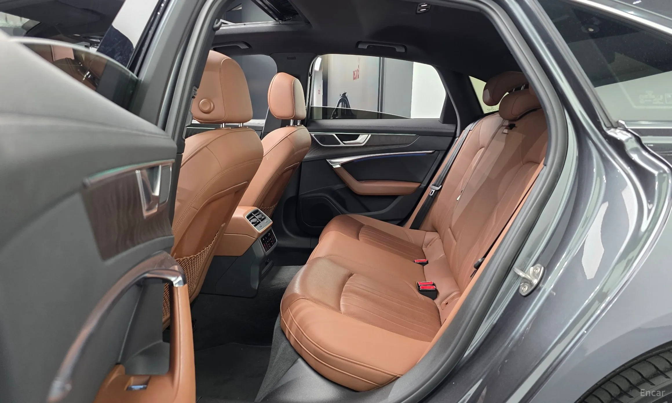 Audi A6 (C8) превью 12