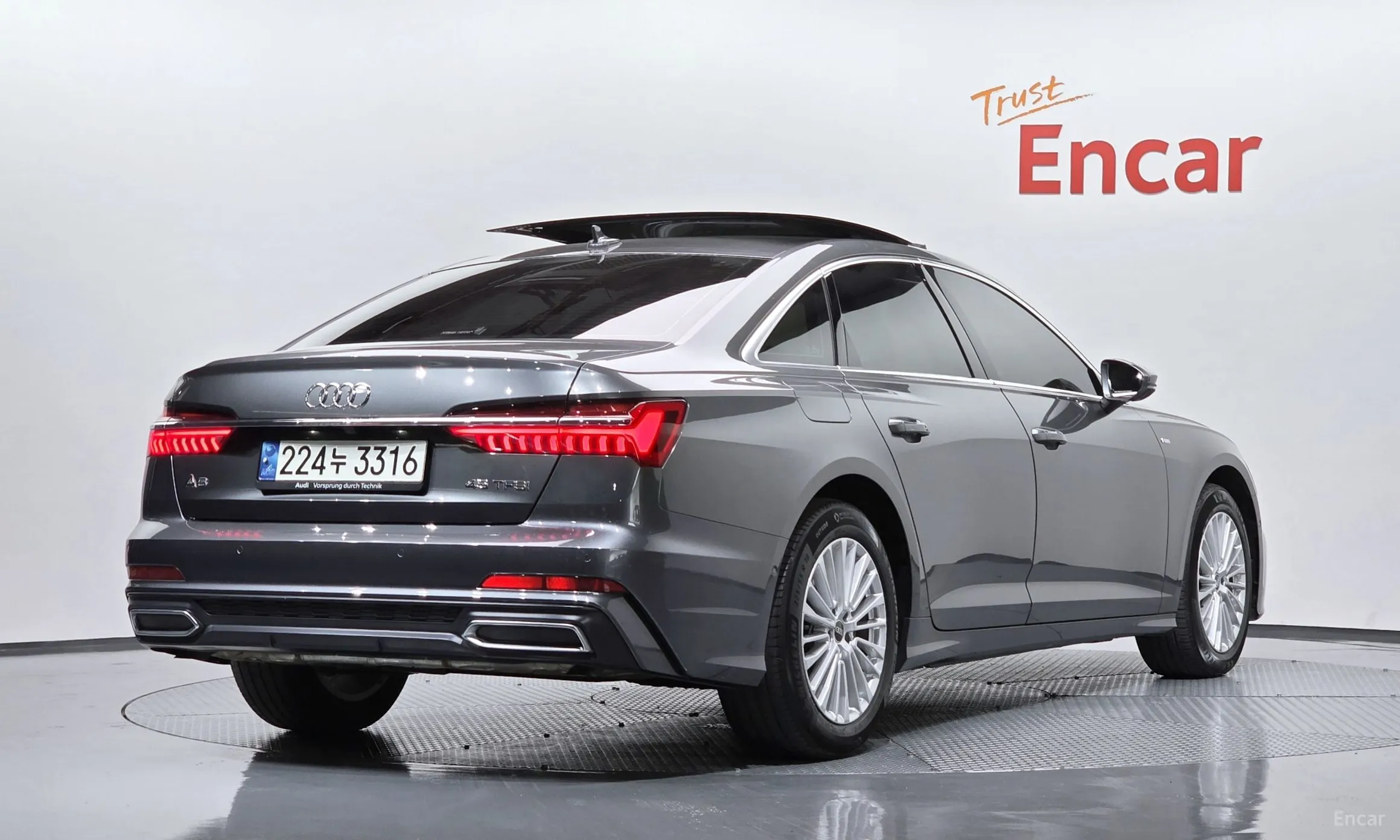 Audi A6 (C8) превью 2