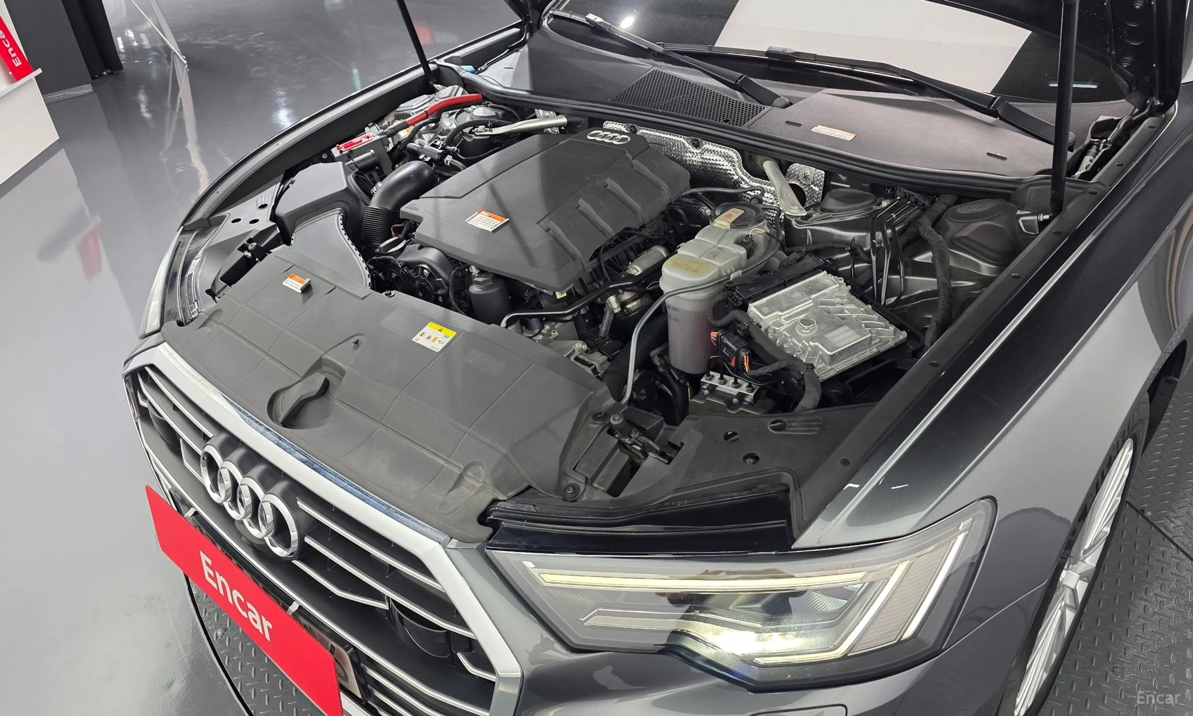 Audi A6 (C8) превью 6