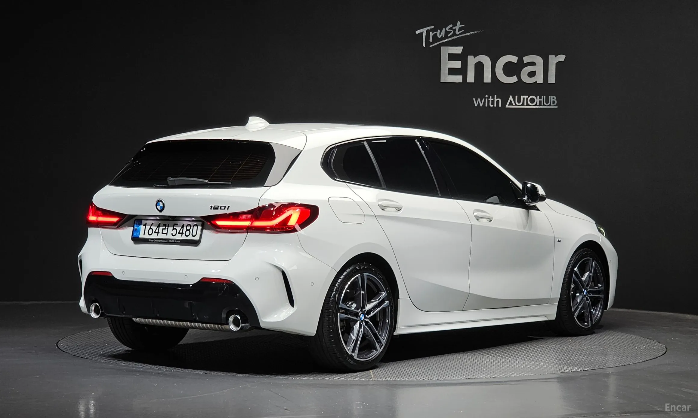 BMW 1 Series (F40) превью 2