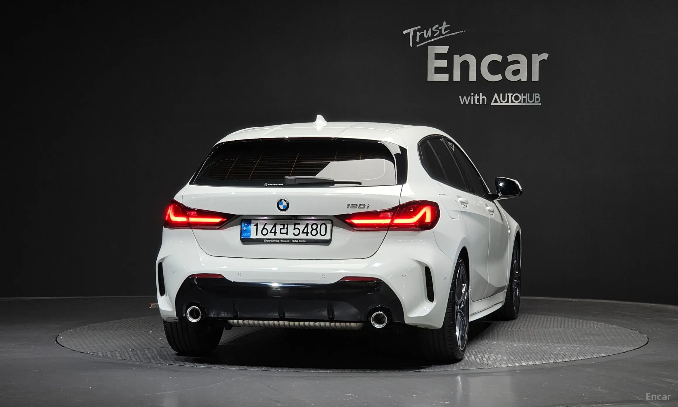BMW 1 Series (F40) превью 4