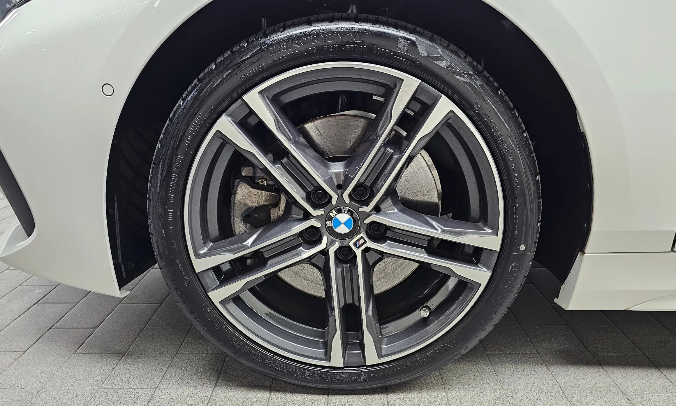 BMW 1 Series (F40) превью 5