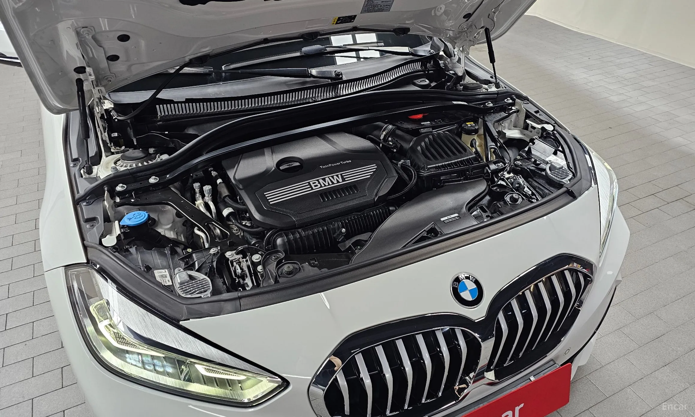 BMW 1 Series (F40) превью 6