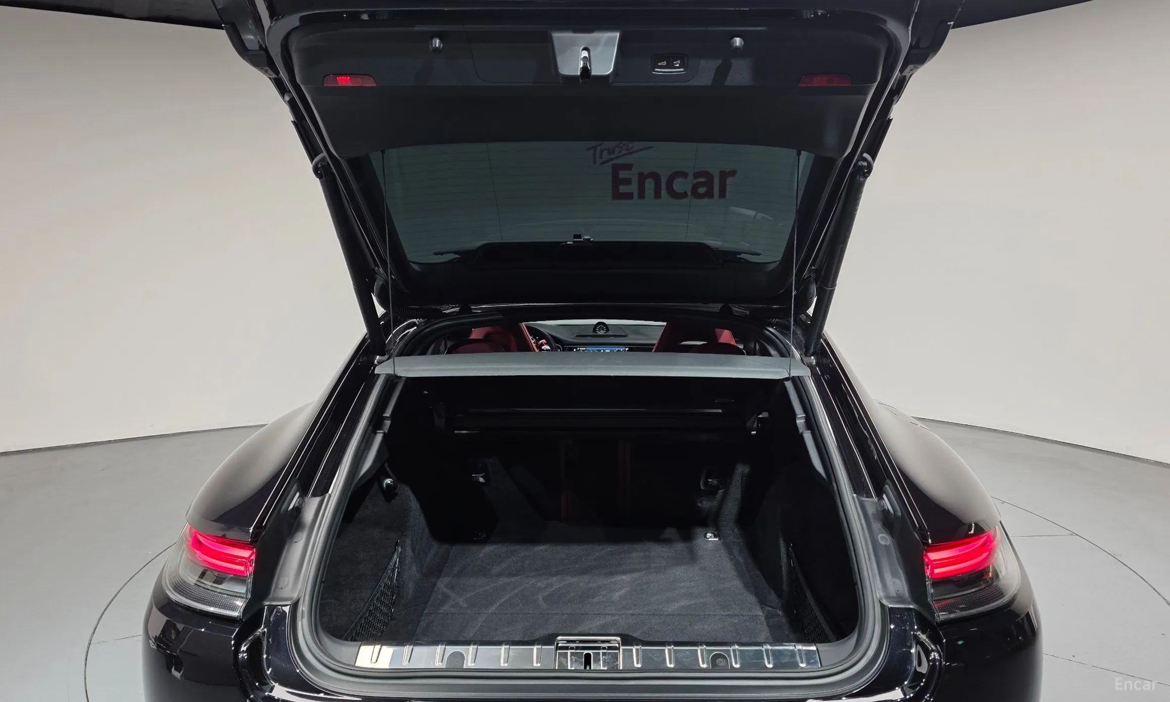 Porsche Panamera (971) превью 20