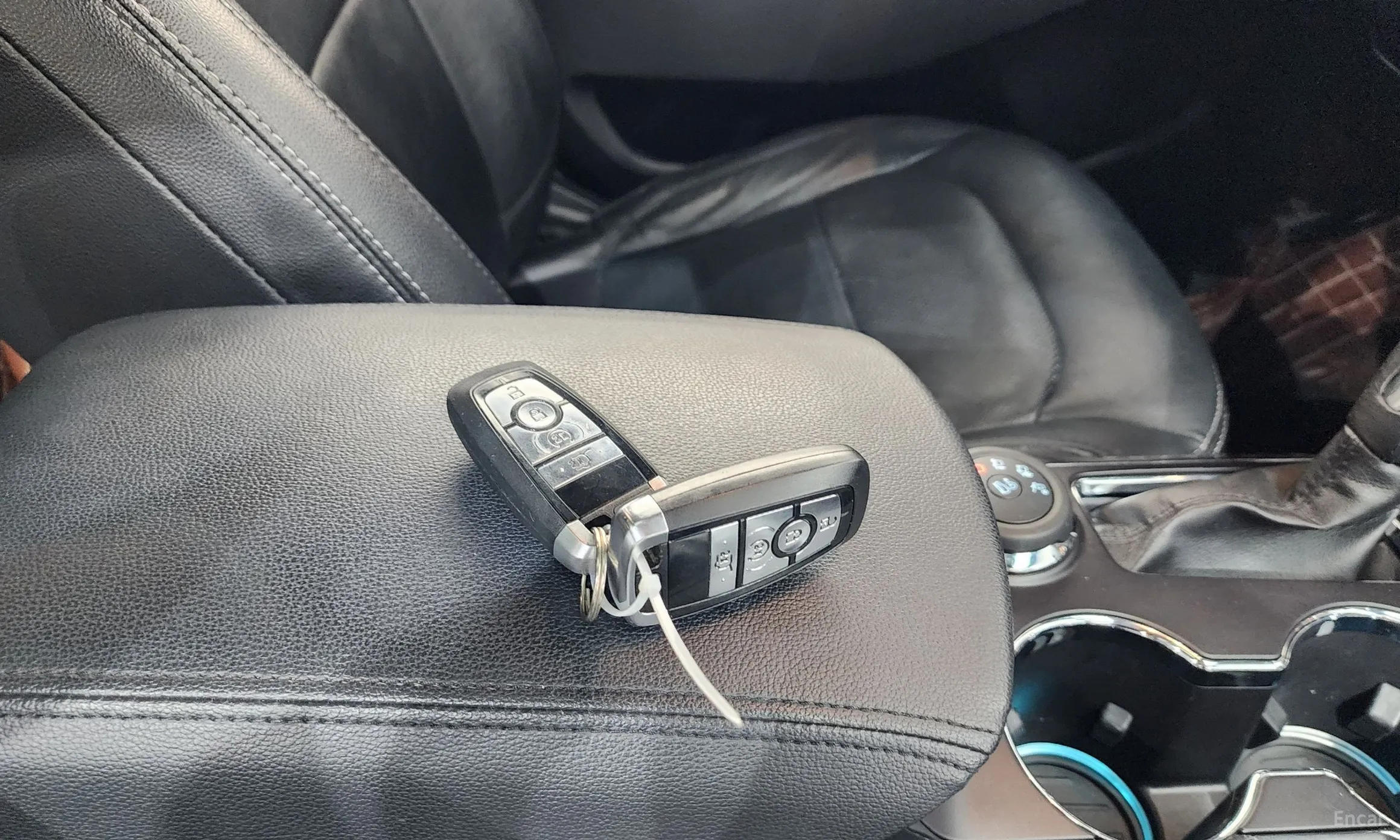 Ford Explorer превью 16