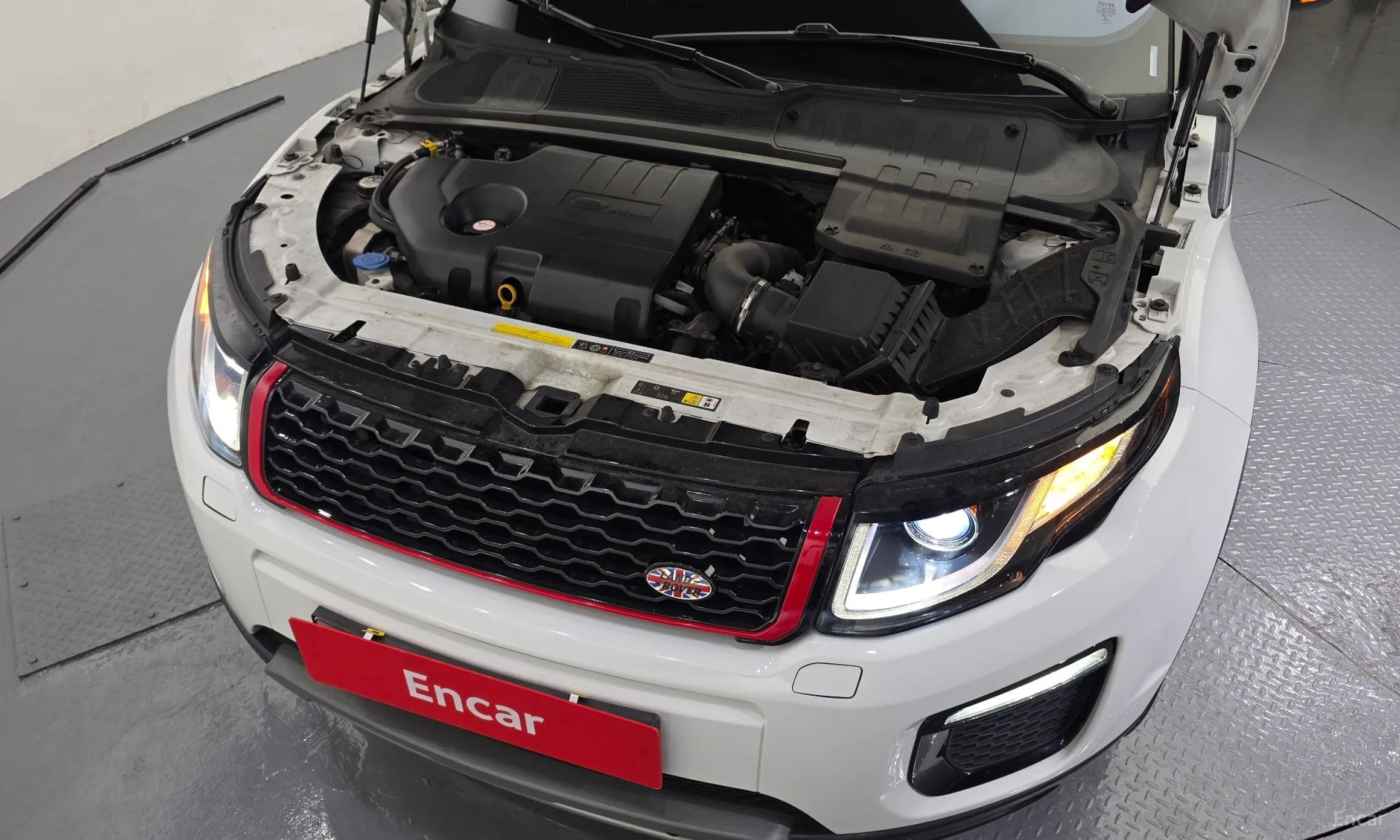 Land Rover Range Rover Evoque превью 6