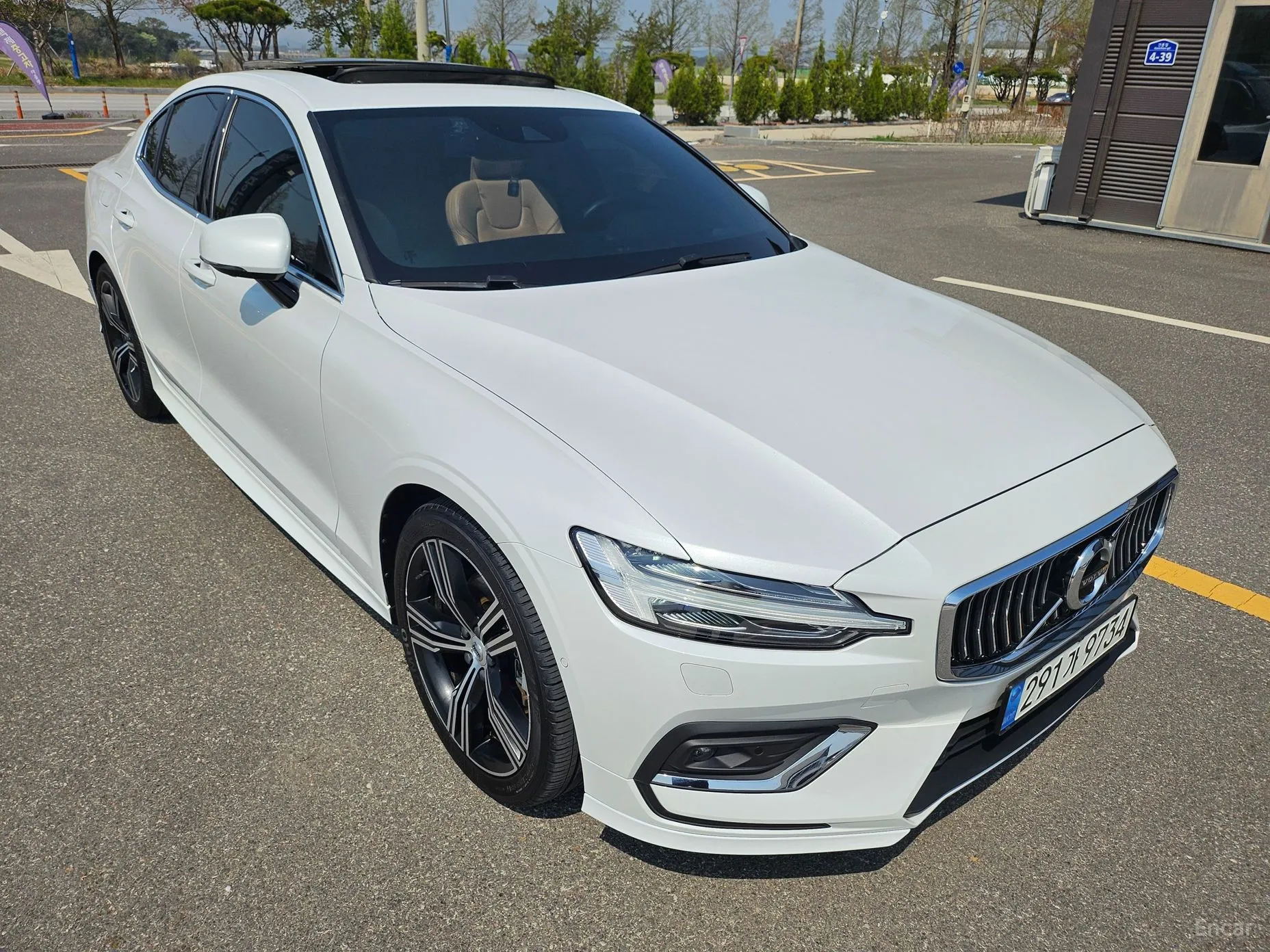 Volvo S60 3rd Generation превью 3