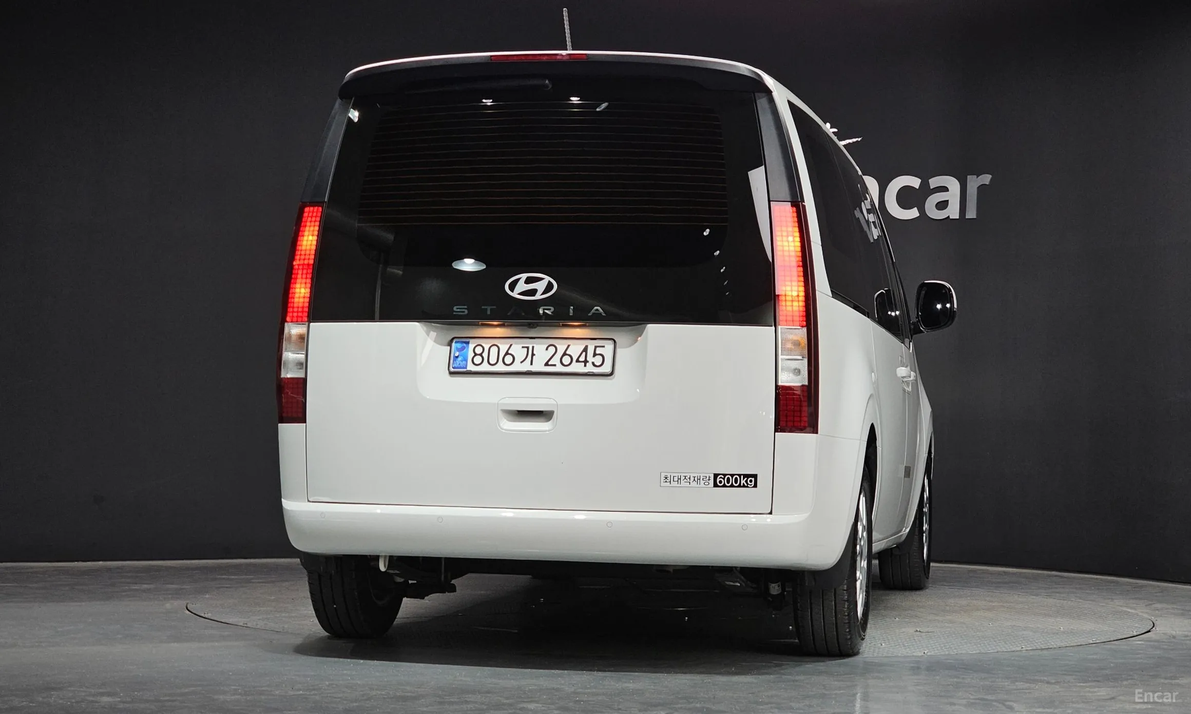 Hyundai Staria превью 4