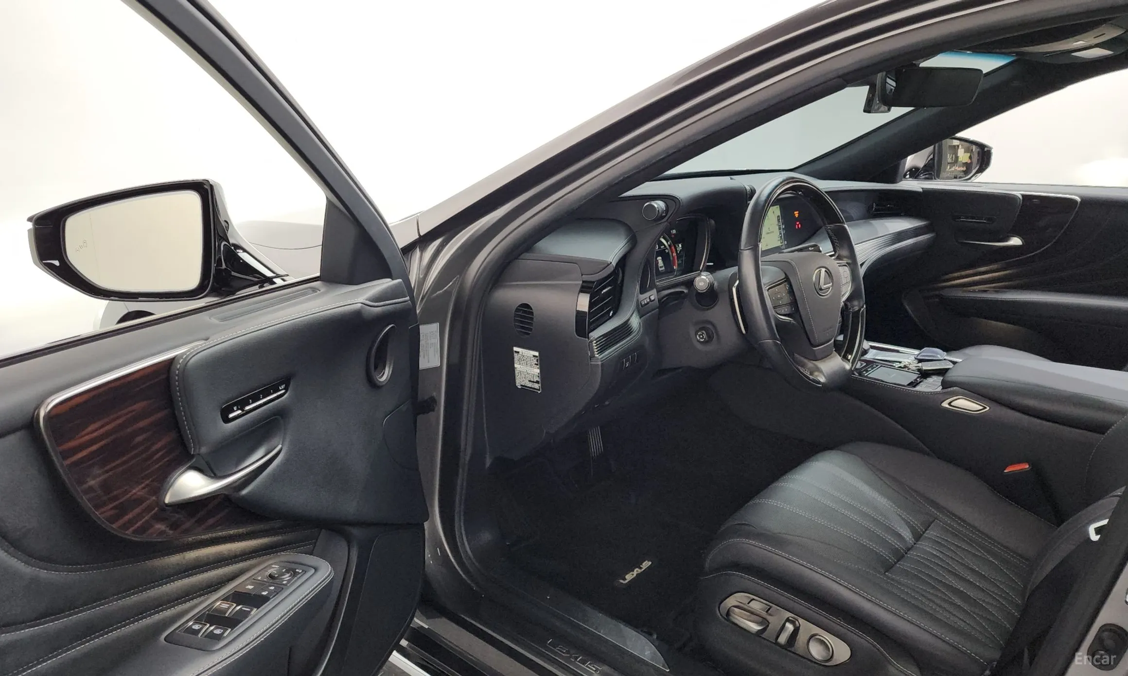 Lexus LS500 5th Generation превью 10