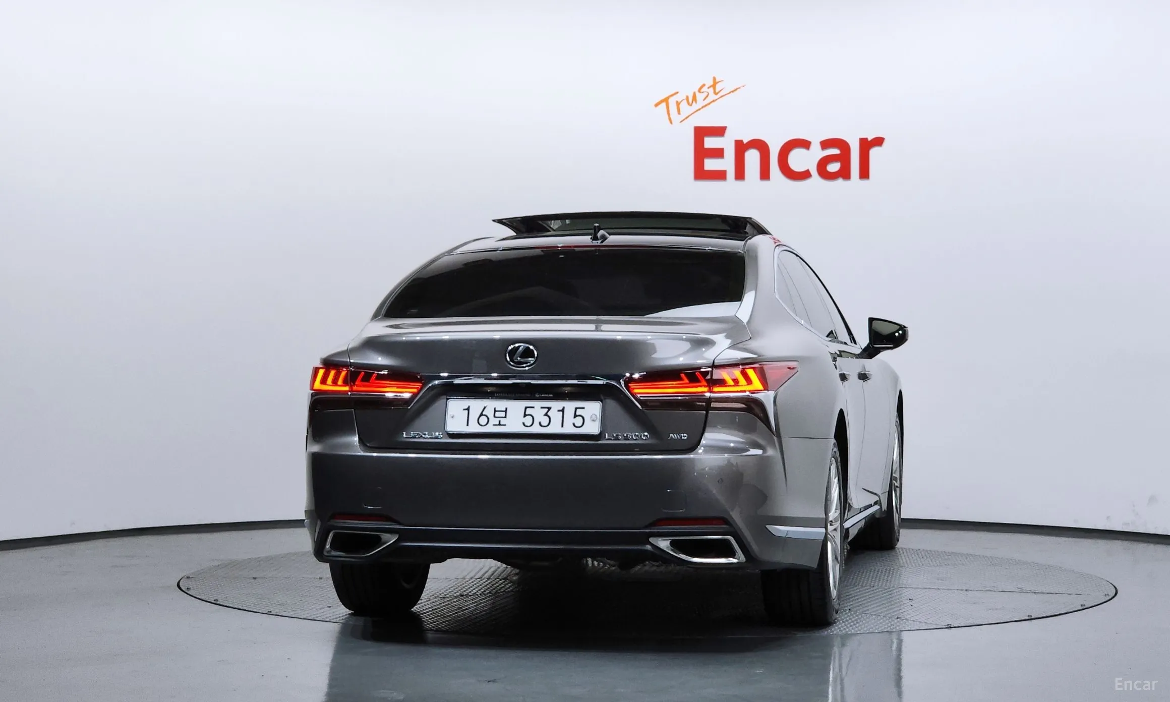 Lexus LS500 5th Generation превью 4