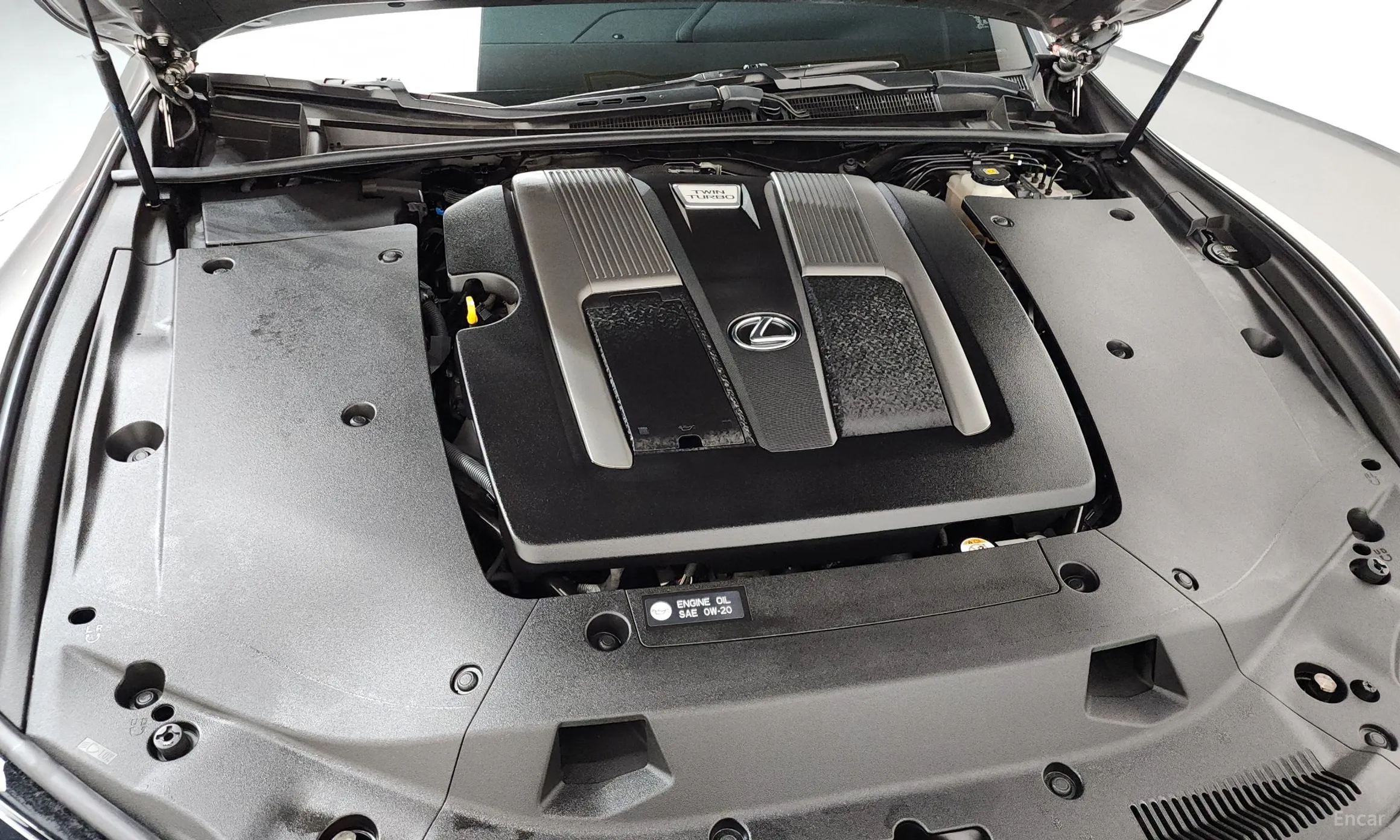 Lexus LS500 5th Generation превью 6