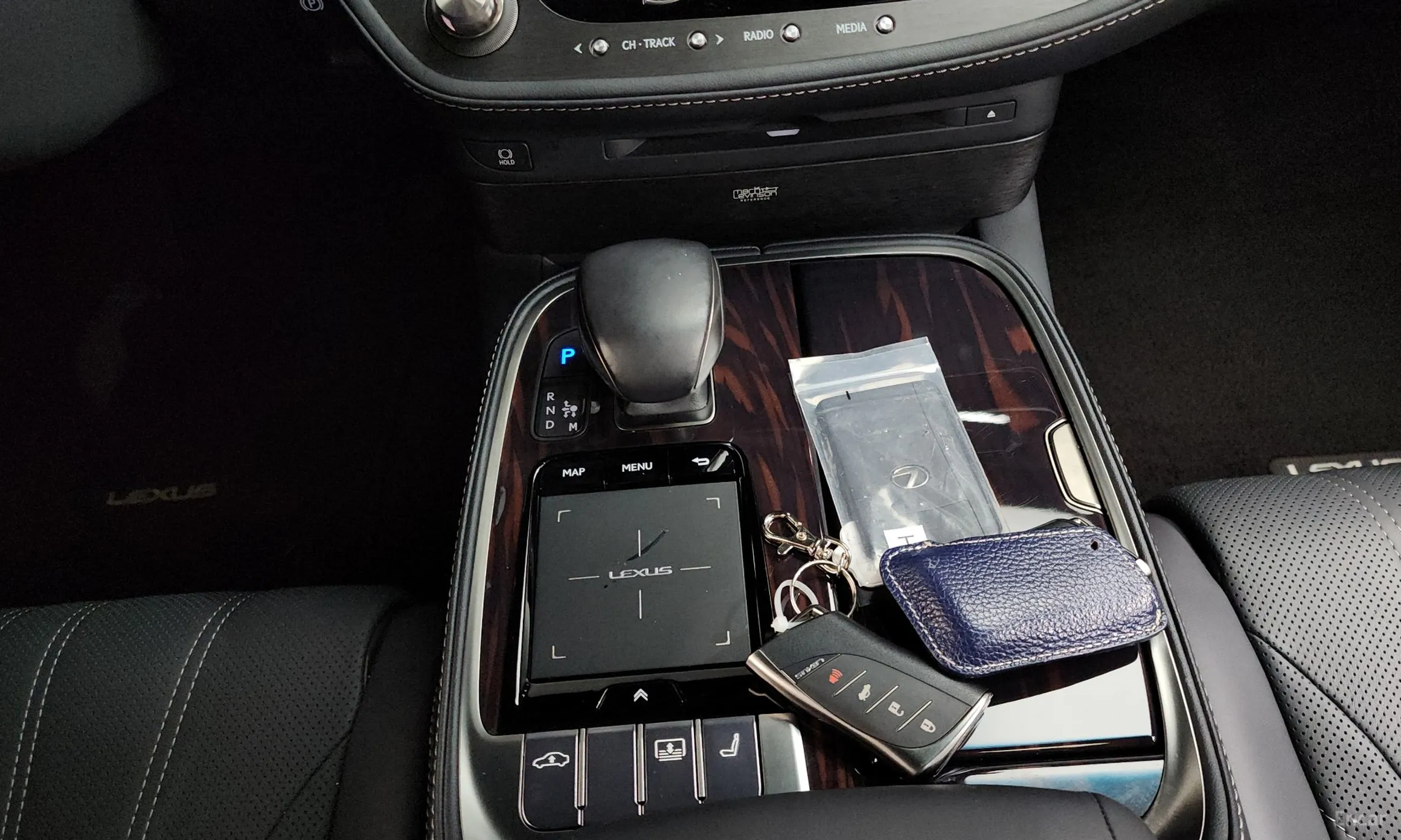 Lexus LS500 5th Generation превью 9