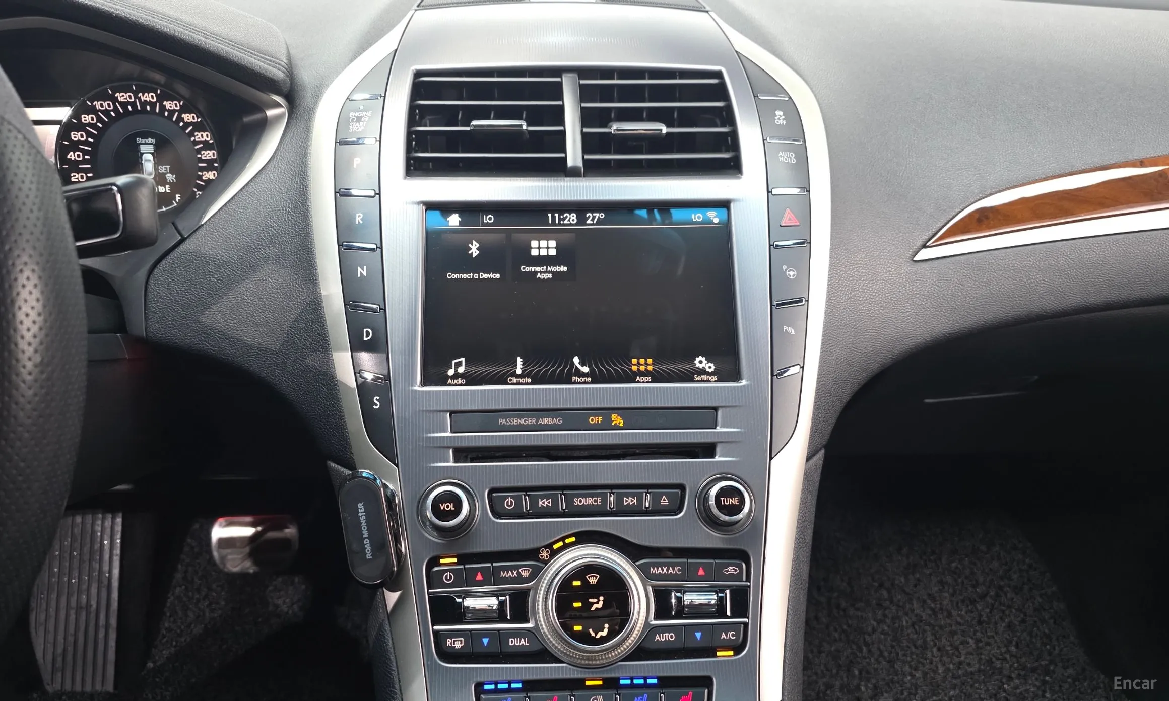 Lincoln New MKZ превью 13