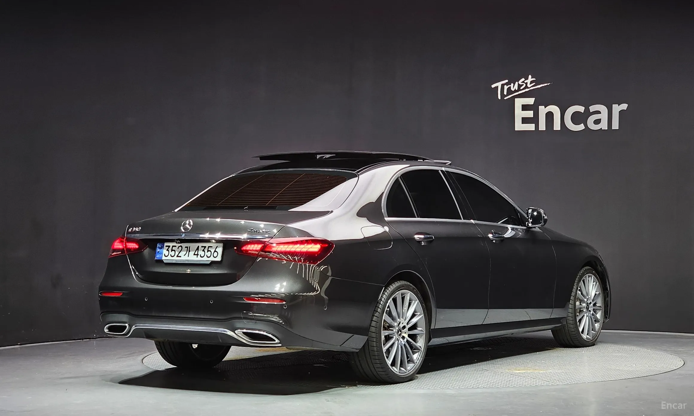 Mercedes Benz E-Class W213