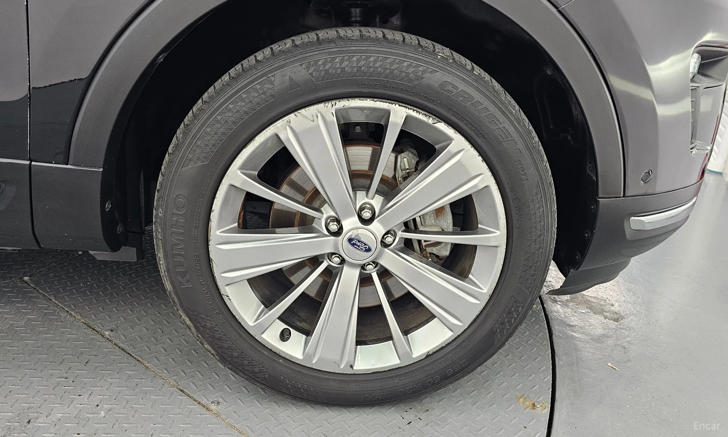 Ford Explorer превью 5