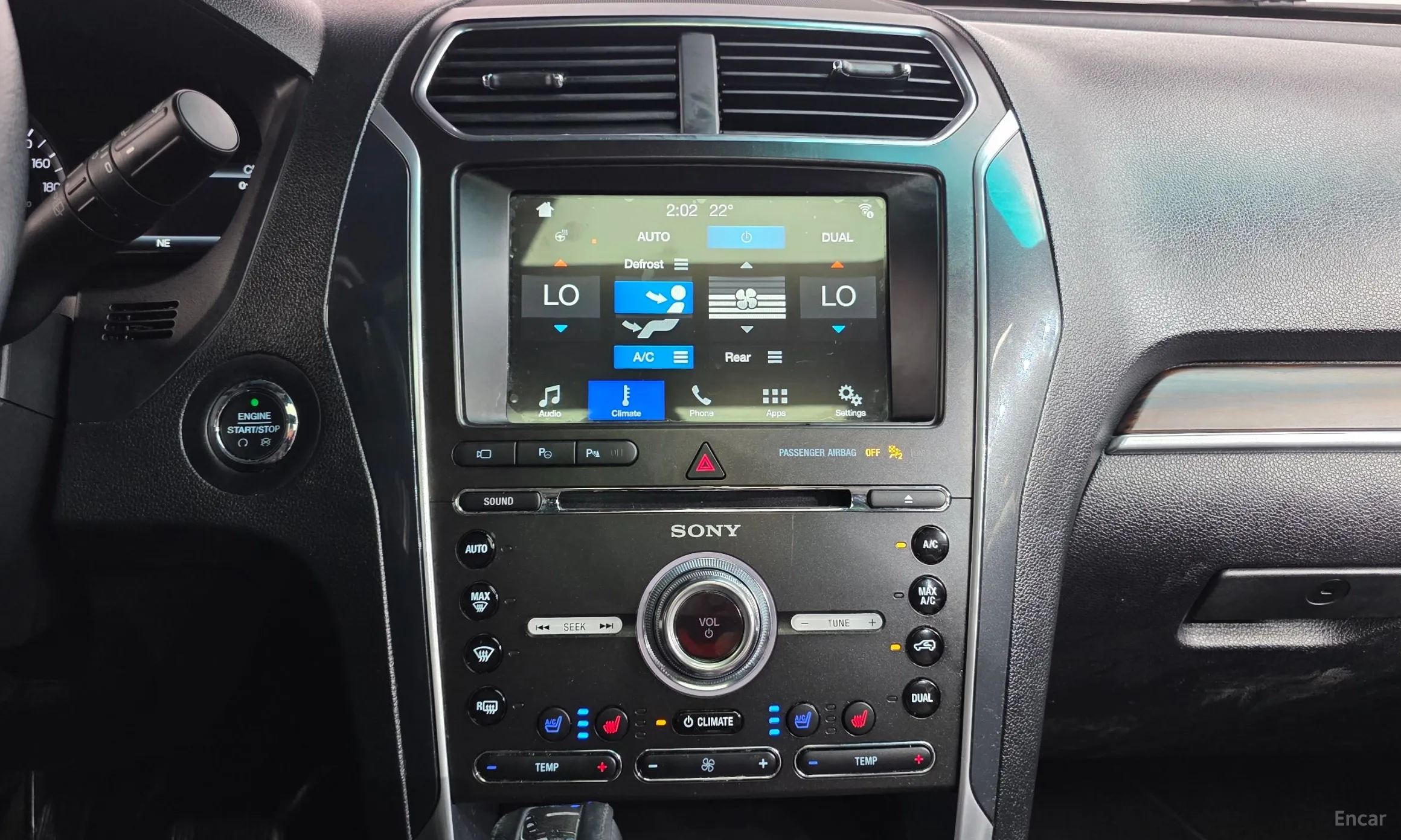 Ford Explorer превью 16