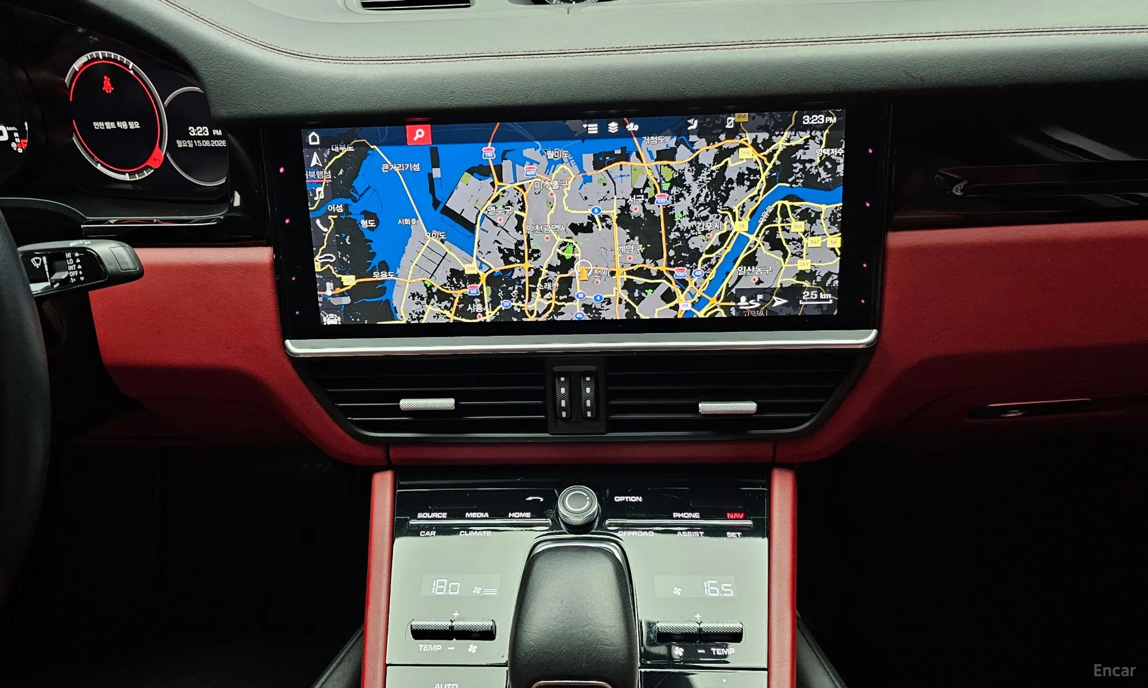 Porsche Cayenne (PO536) превью 14