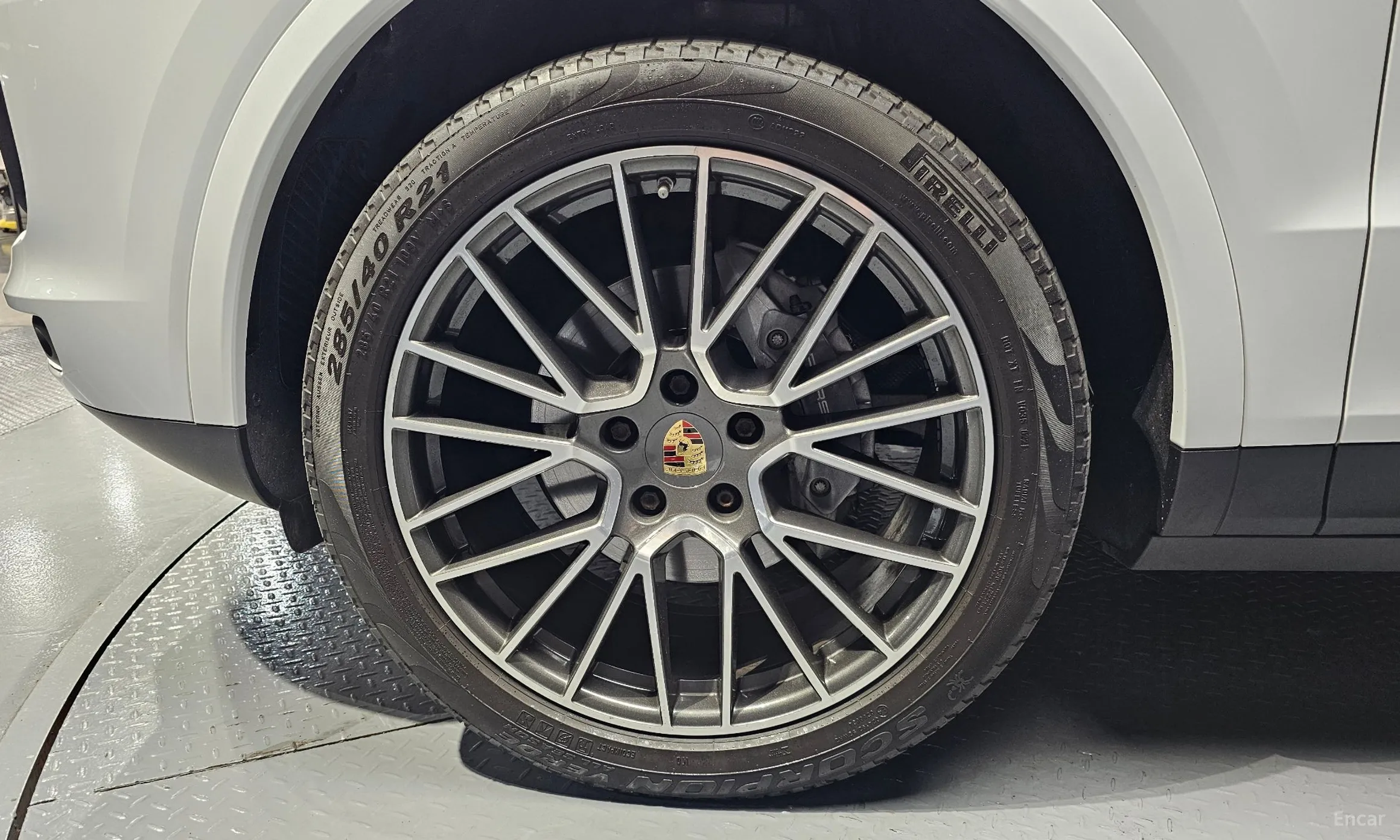 Porsche Cayenne (PO536) превью 5