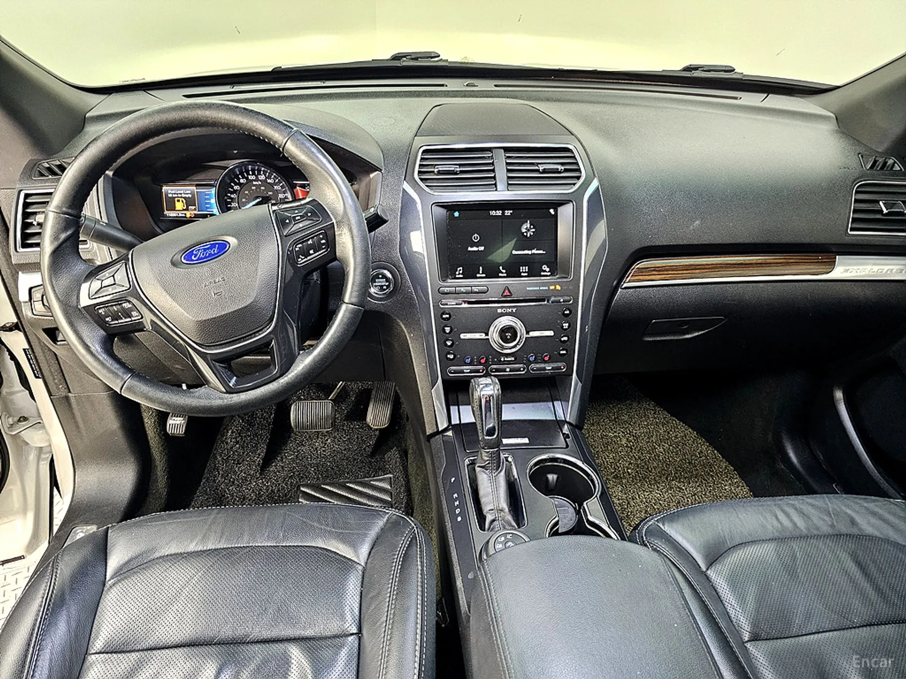 Ford Explorer превью 5