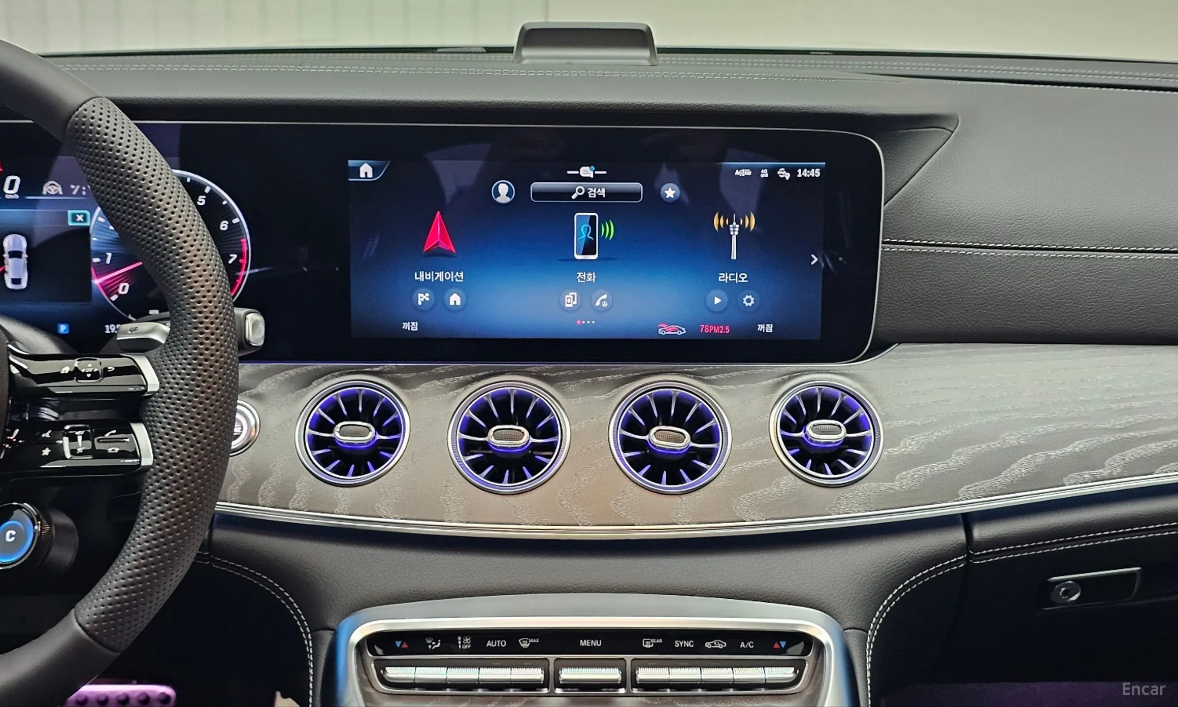 Mercedes Benz AMG GT превью 16
