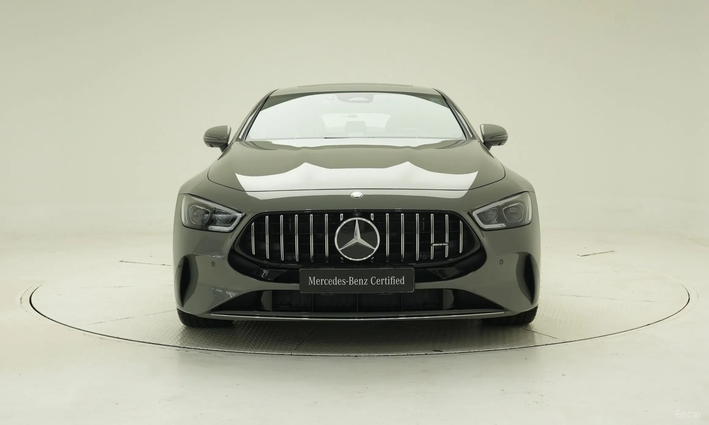 Mercedes Benz AMG GT превью 3