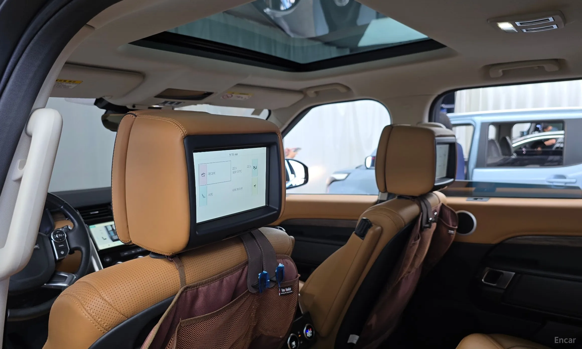 Land Rover Discovery 5 превью 17