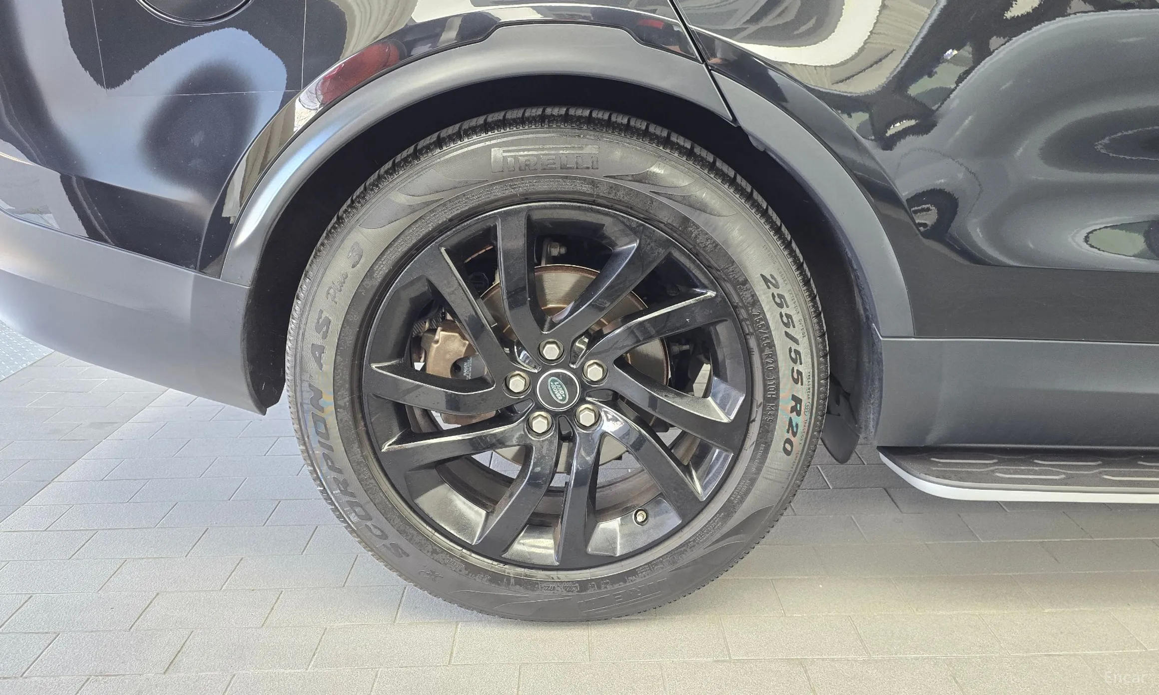 Land Rover Discovery 5 превью 5