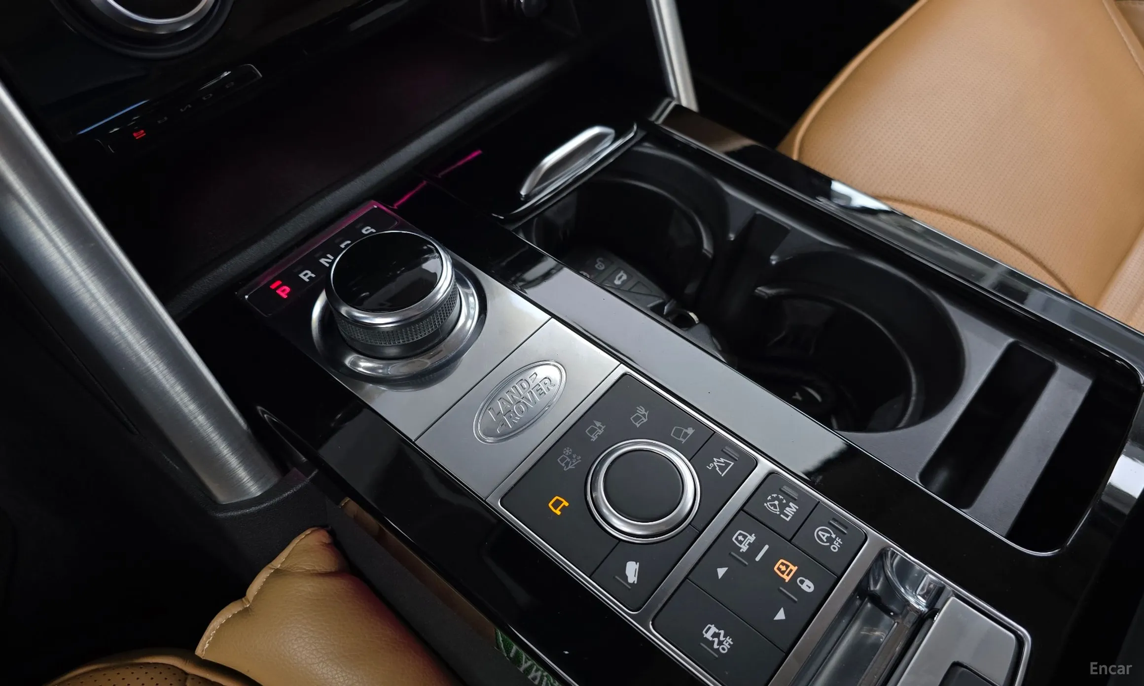 Land Rover Discovery 5 превью 9