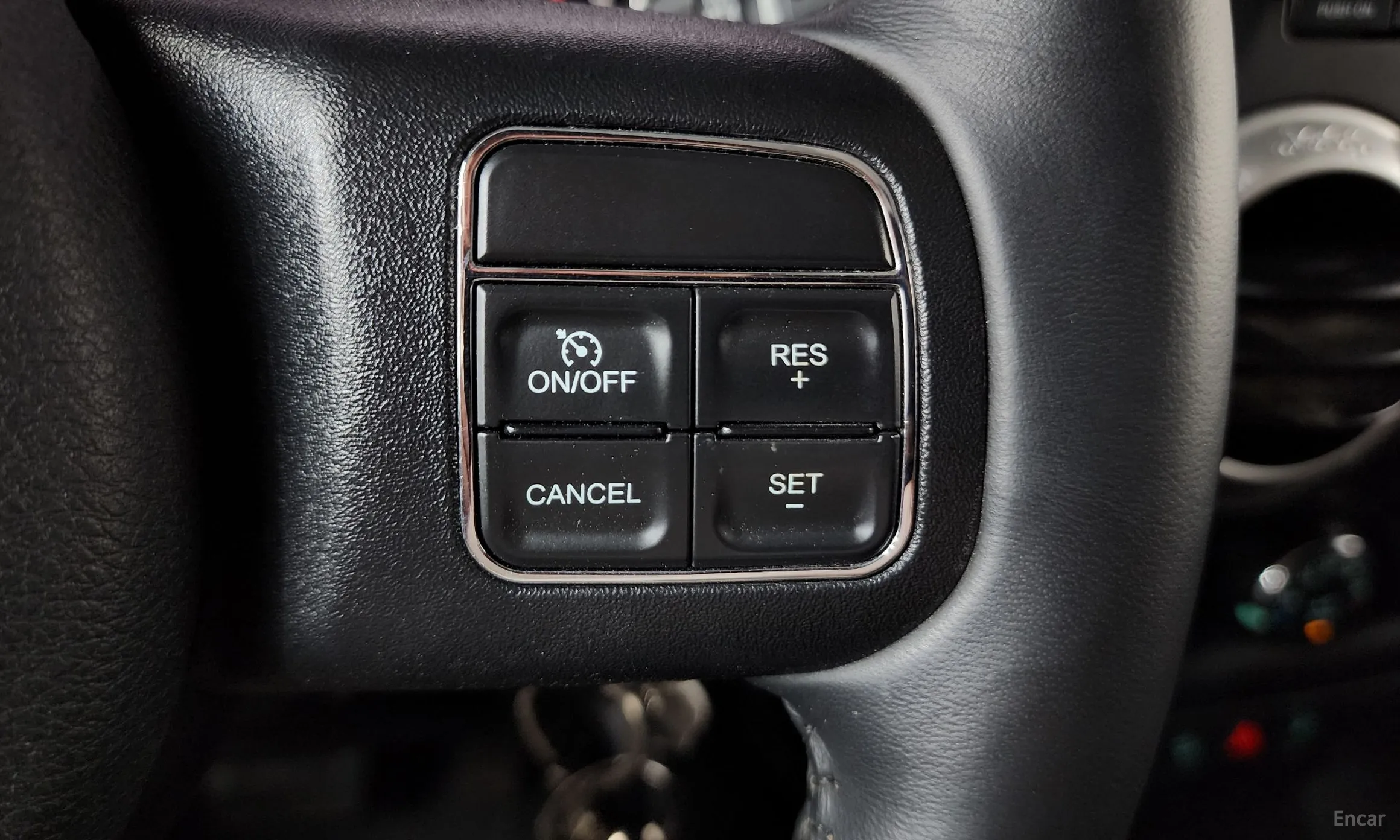 Jeep Wrangler (JK) превью 16
