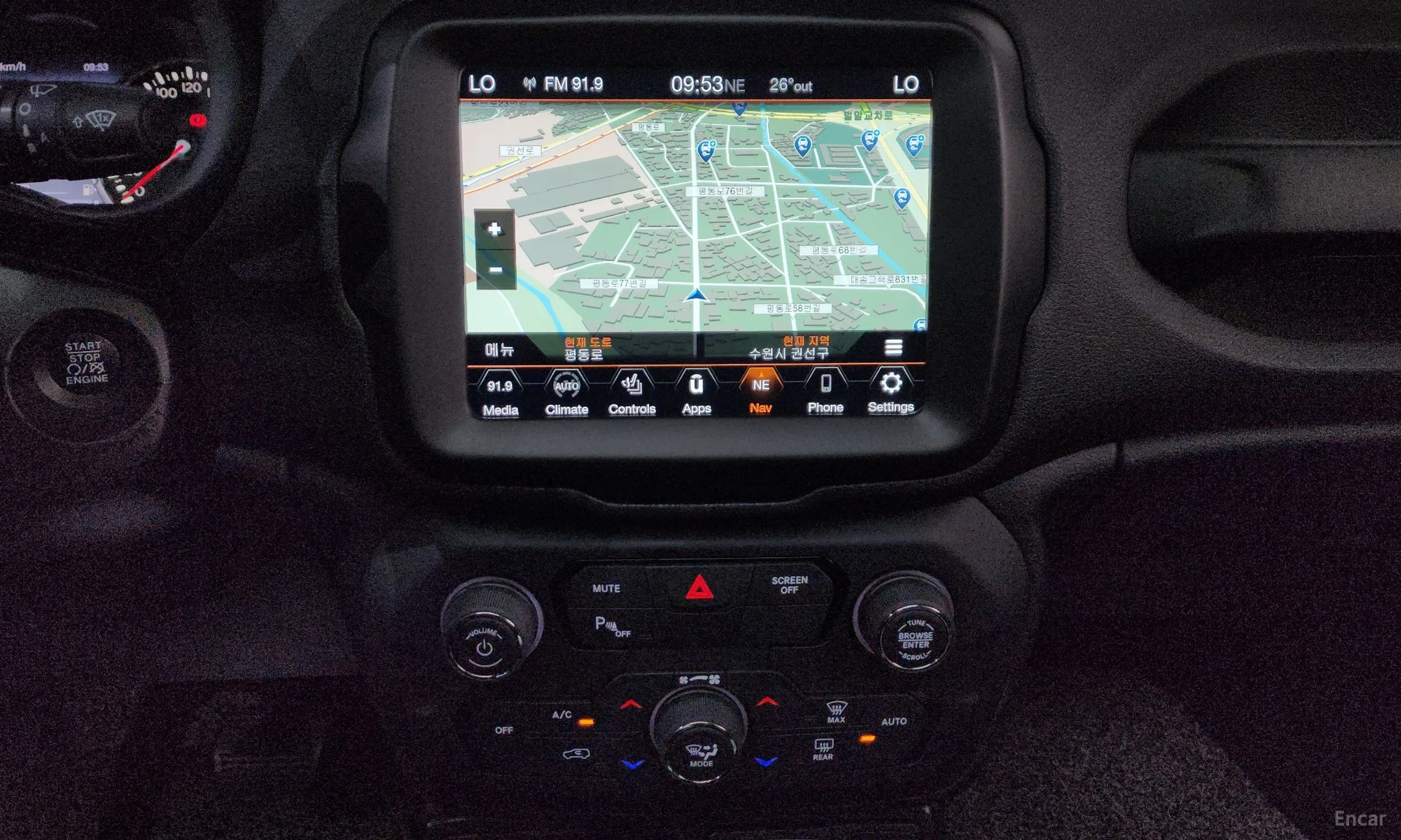 Jeep Renegade превью 12