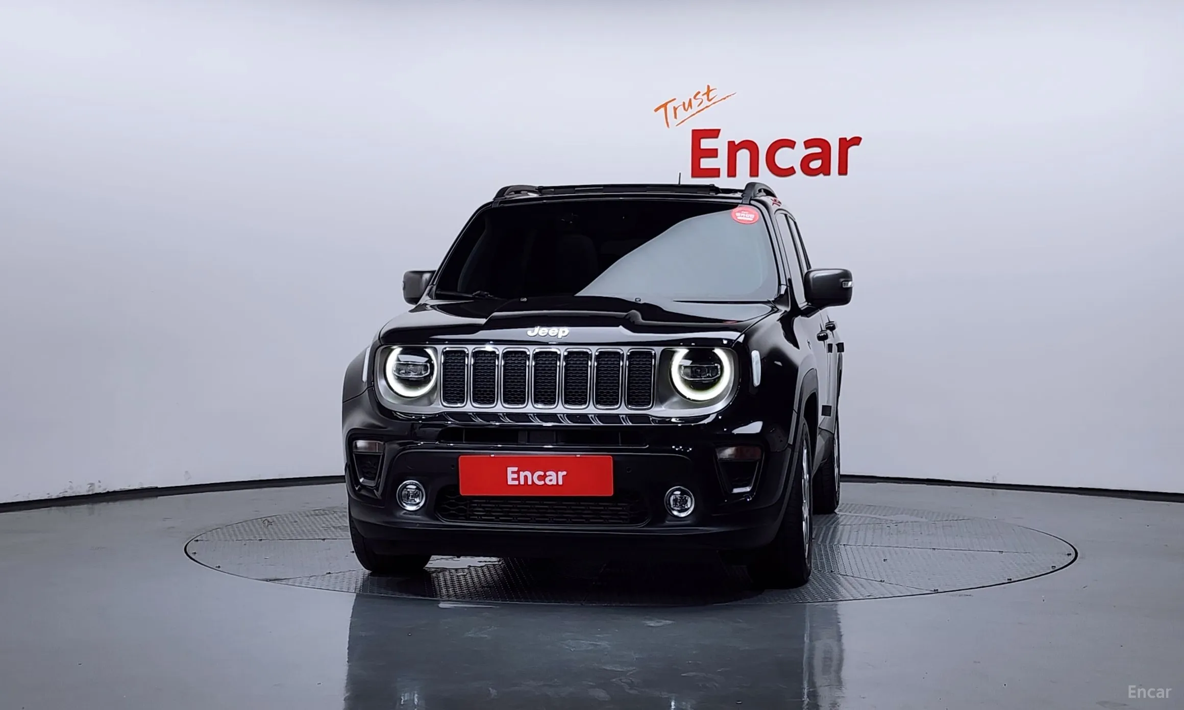 Jeep Renegade превью 3