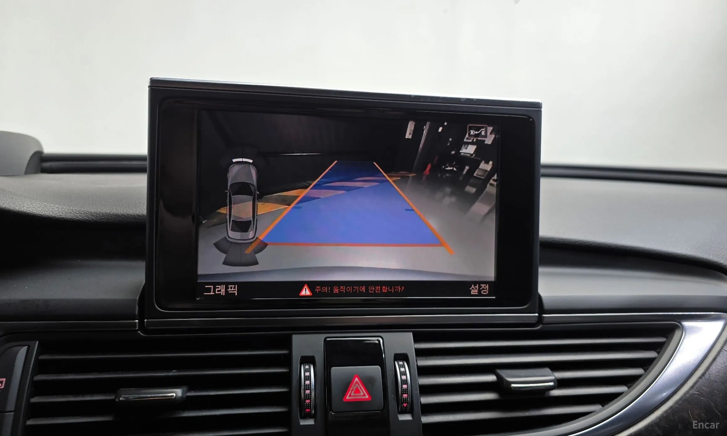 Audi New A6 превью 14