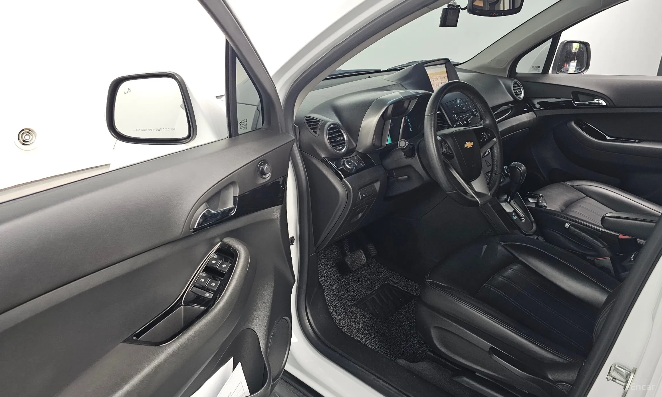 Chevrolet (GM Daewoo) Orlando превью 10