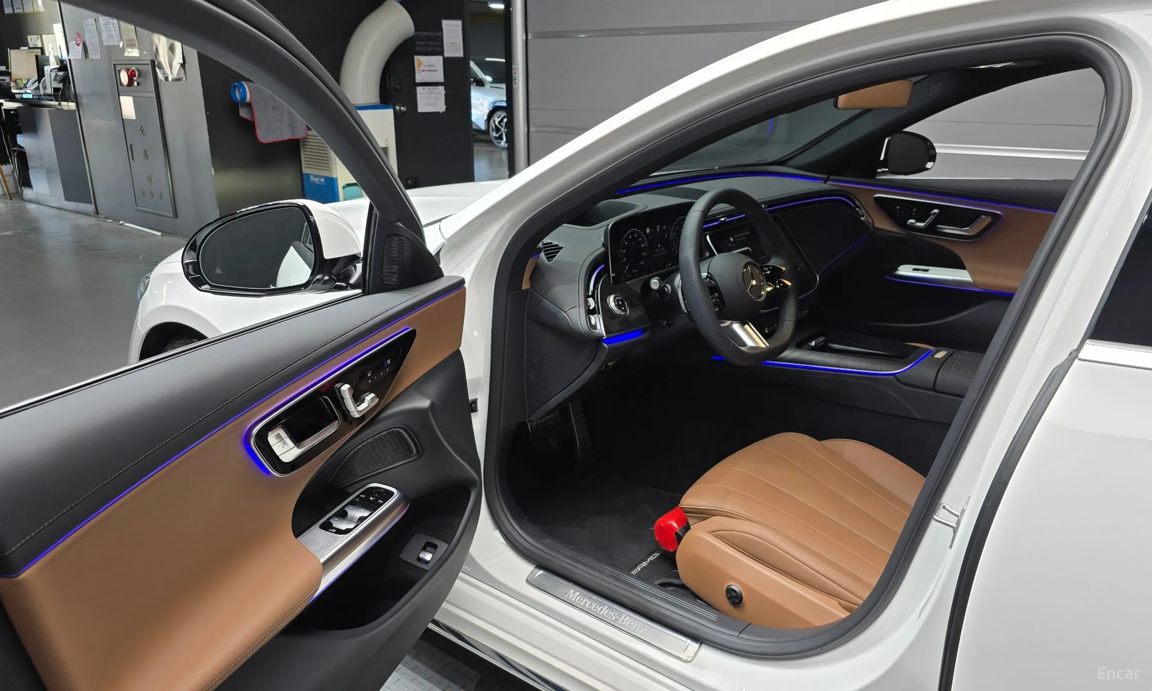 Mercedes Benz E-Class W214 превью 10