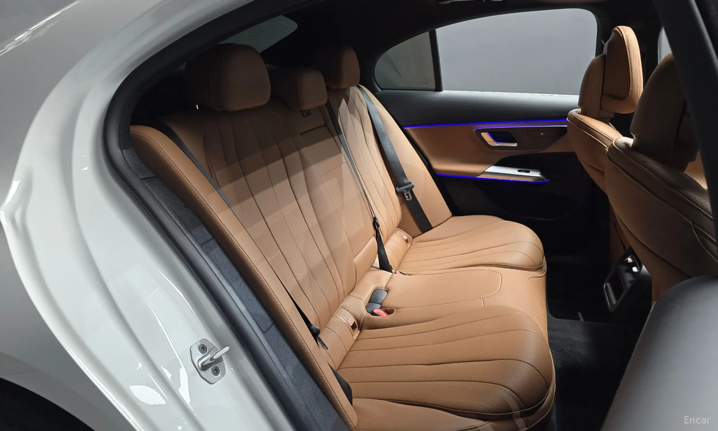 Mercedes Benz E-Class W214 превью 11