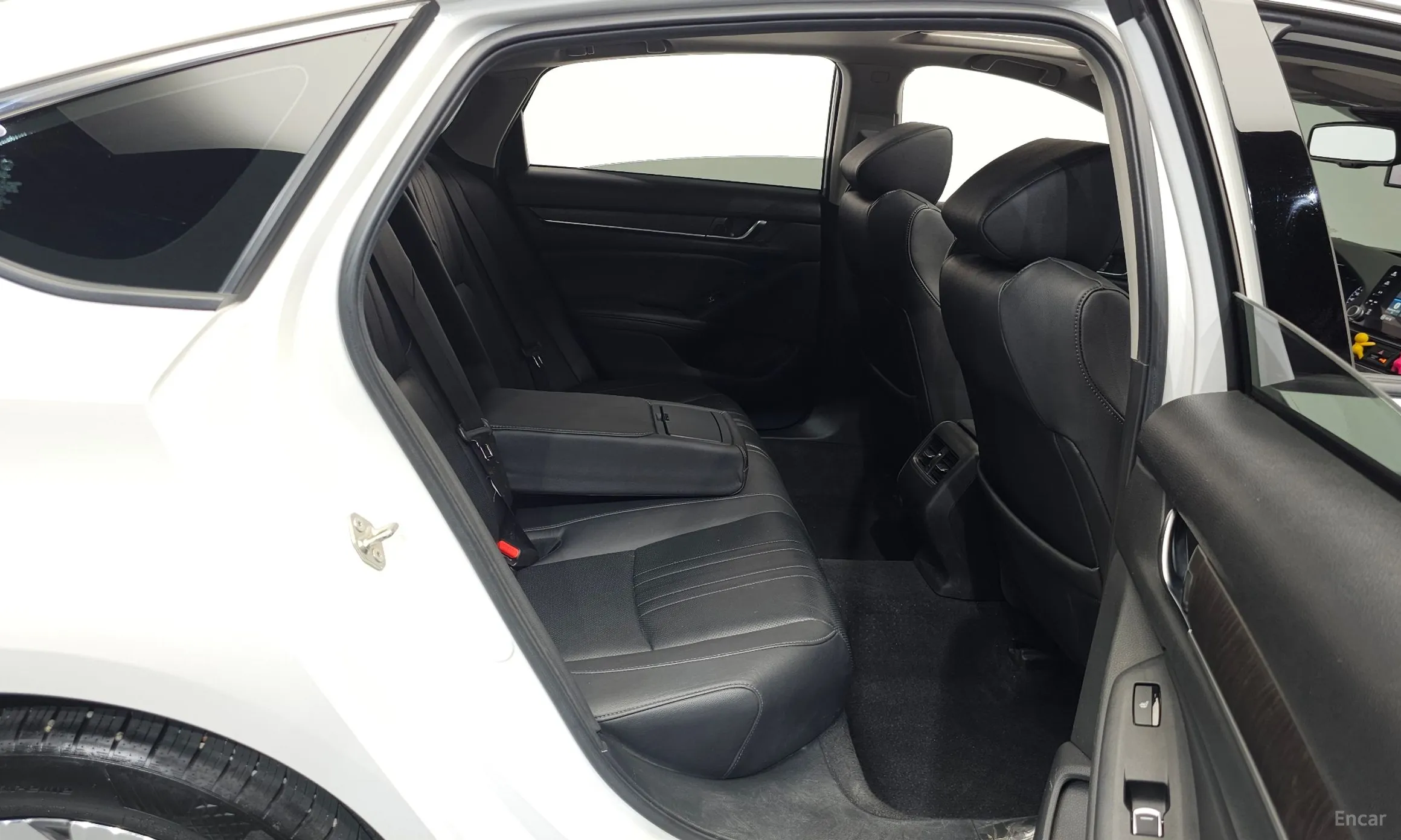 Honda Accord 10th Generation превью 11