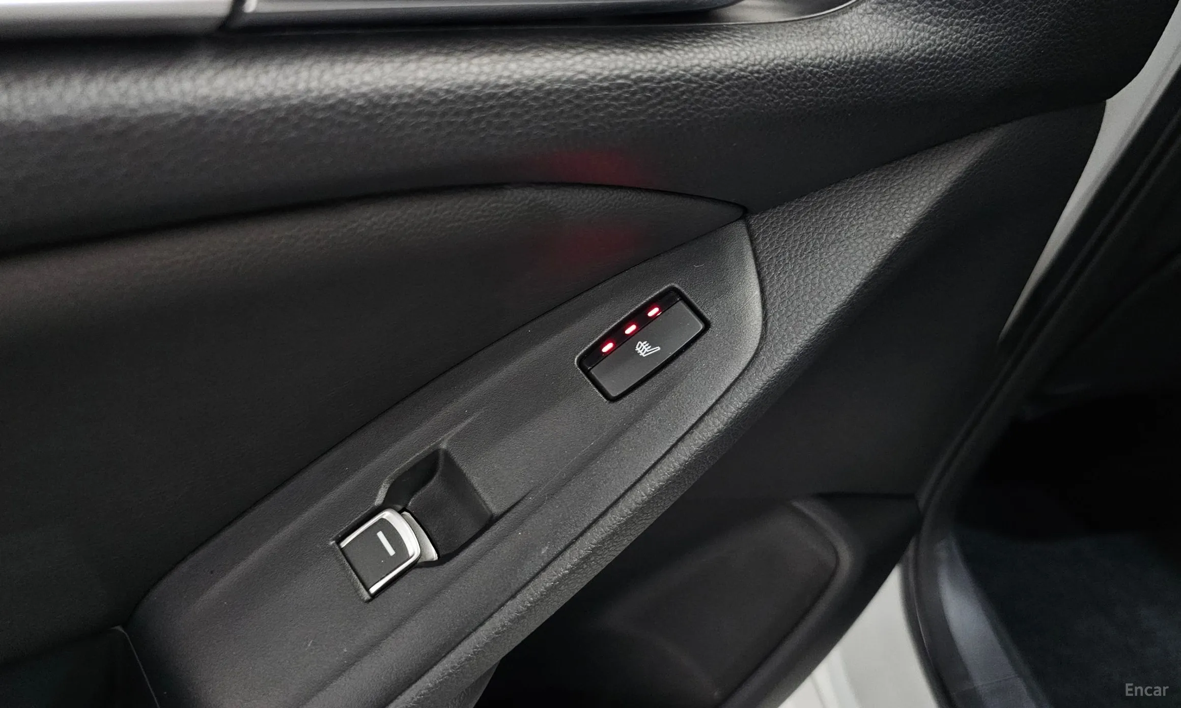 Honda Accord 10th Generation превью 19