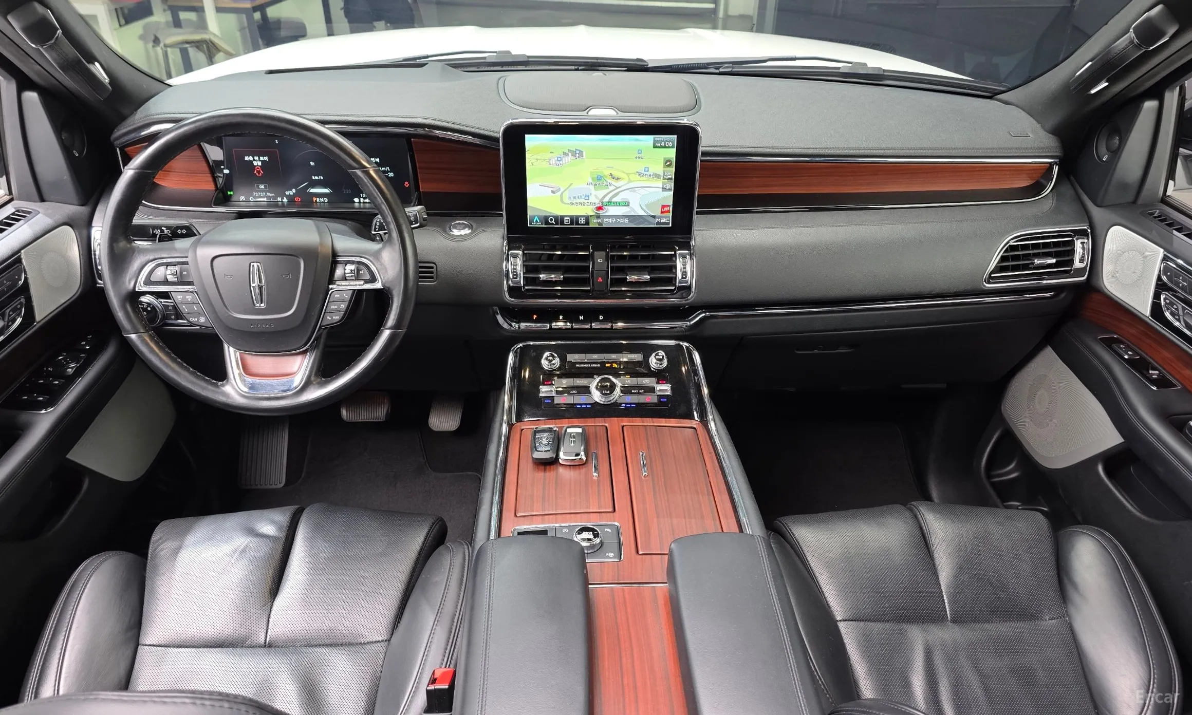 Lincoln Navigator 4th generation превью 7